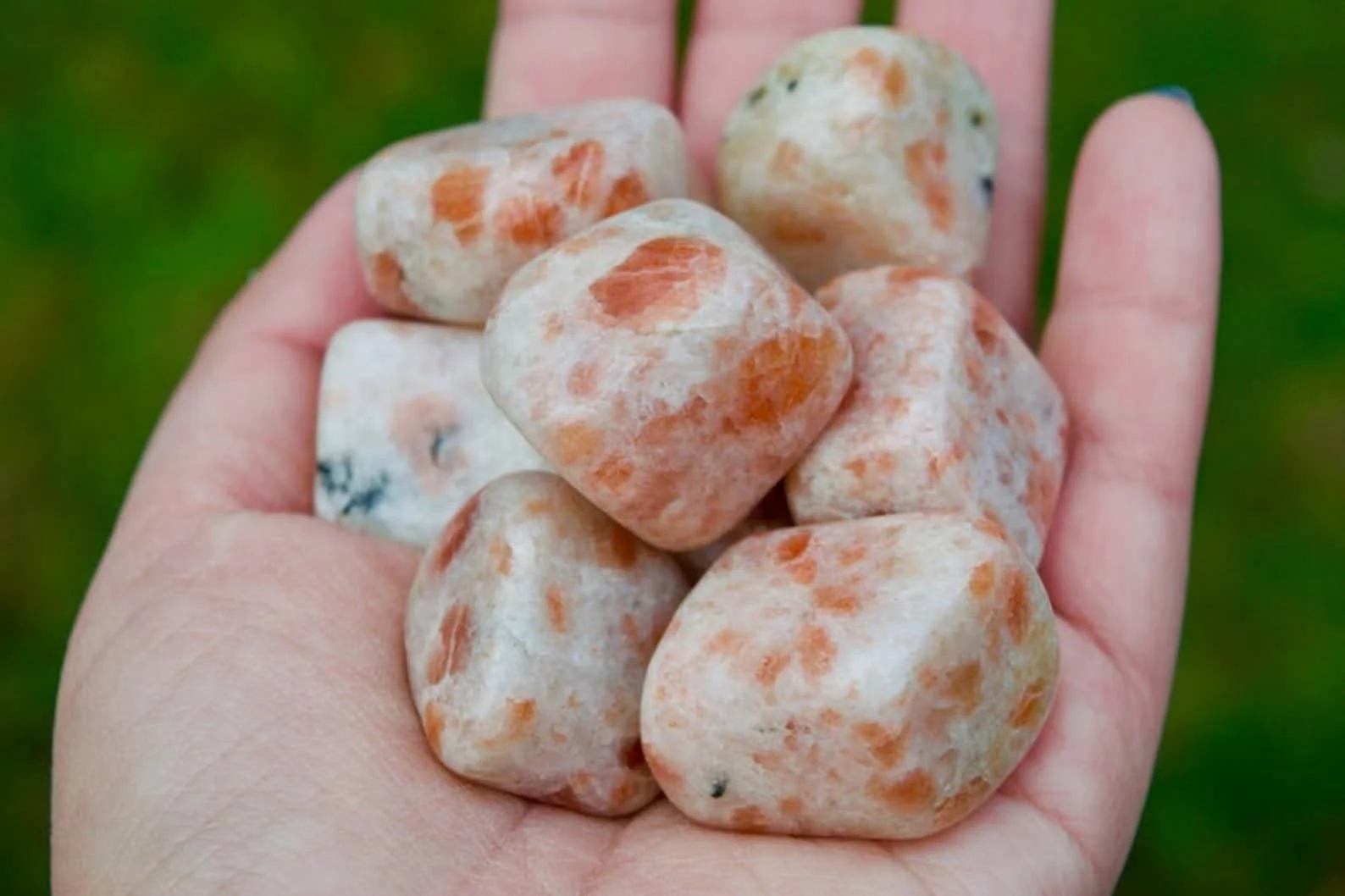 BEAUTIFUL CRYSTAL SUNSTONE TUMBLED STONES/ NATURAL POLISHED SUNSTONE AGATE TUMBLES /TOP QUALITY ORANGE SUNSTONE TUMBLE STONES