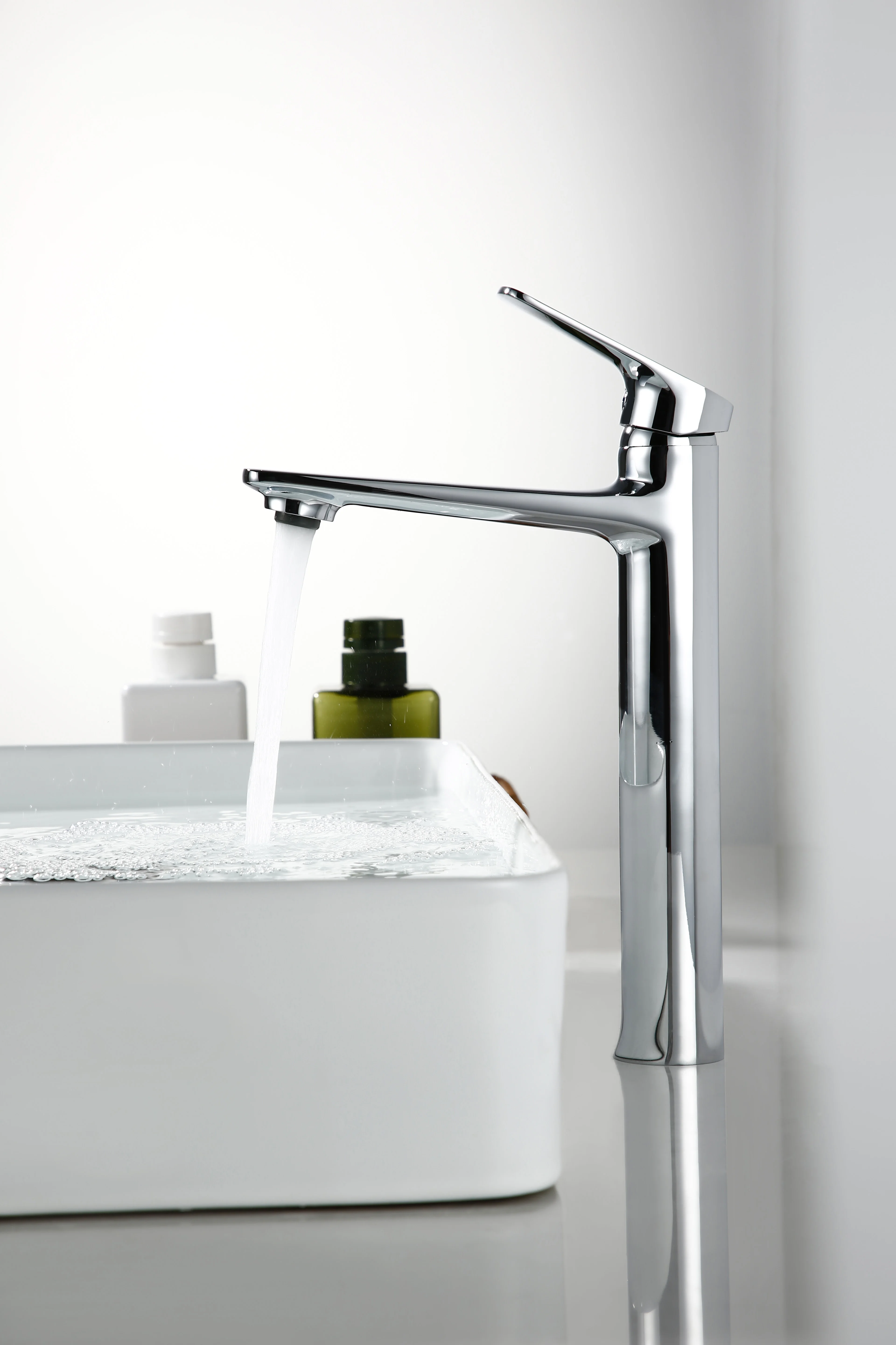  Однорычажный полированный хромированный смеситель для раковины Водопроводный Кран