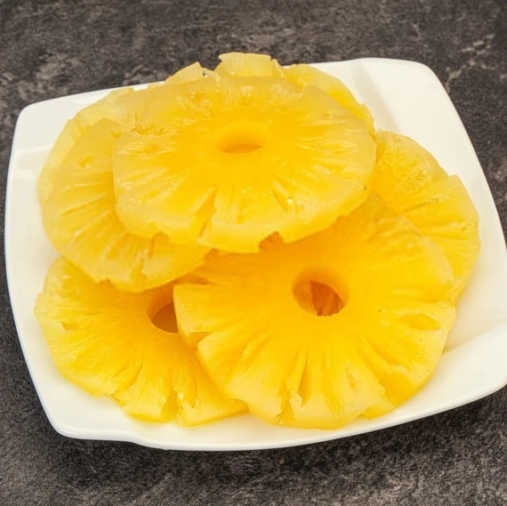 Фирменная торговая марка стандарт ISO HACCP вьетнамские консервированные фрукты премиум-класса OEM Королевский ананас консервированный герметик в легком сиропе 580 мл