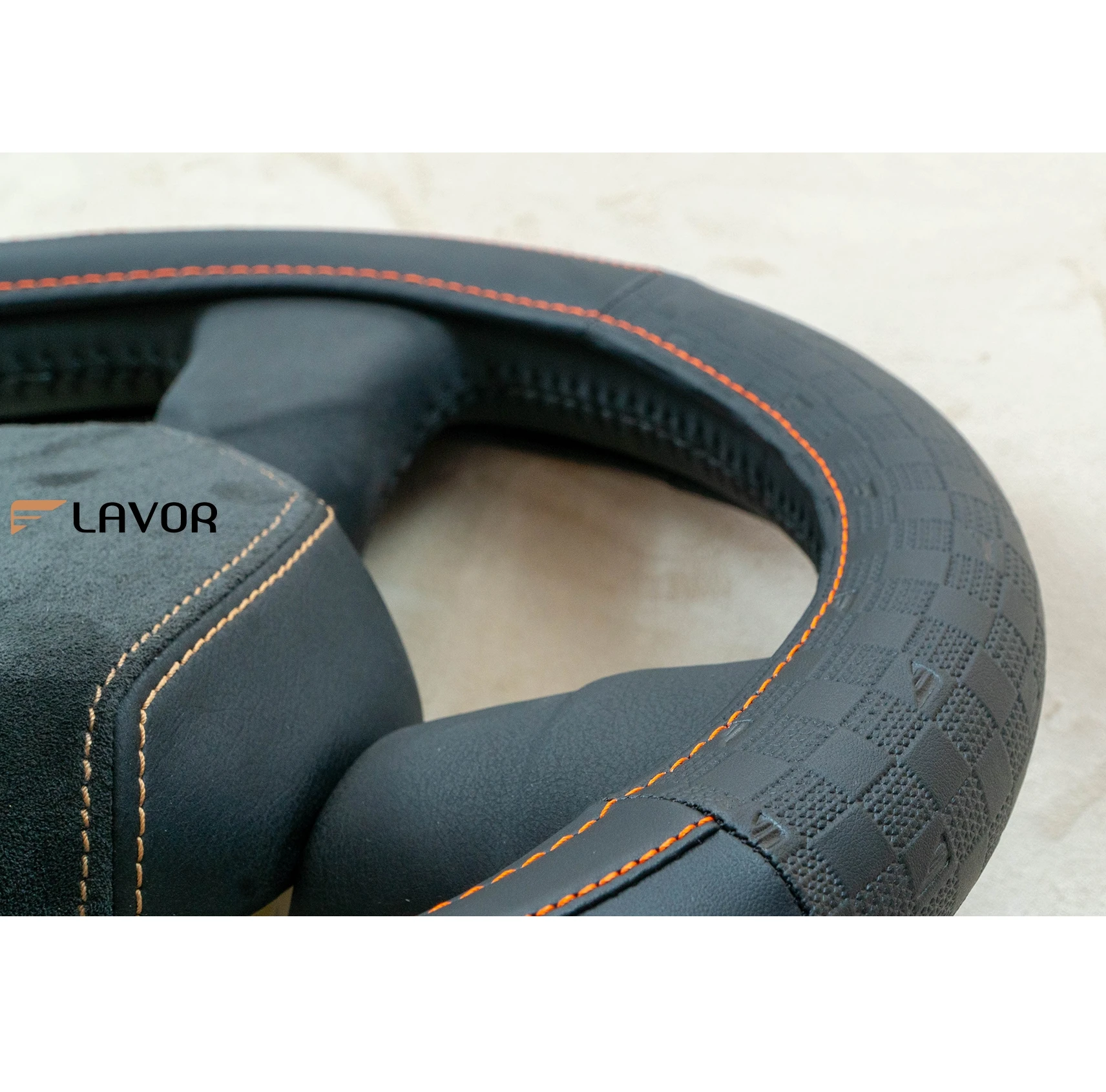 Premium Quality Steering wheel cover Cover Steering Wheel Cover Genuine Leather BTL04 Customized Designs Supported