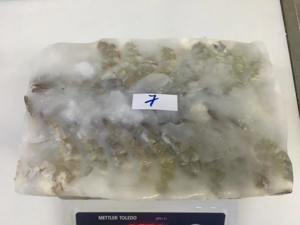 HIGH QUALITY Raw Vannamei Shrimp HLSO, Headless, Shell On Wholesale Frozen Seafood made in Vietnam Shrimp MR PORTER +84896612931