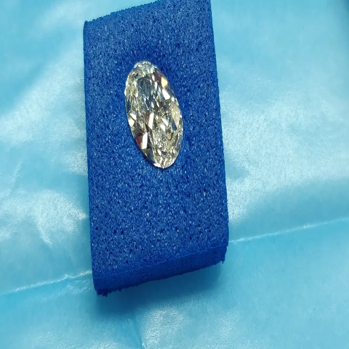 Synthetic Diamond DEF Color SI Purity 0.20 to 0.29 Melee White Polished Fancy Cushion Shape Diamond