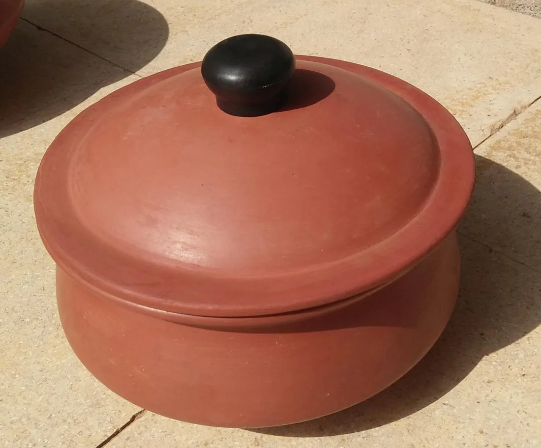 Натуральная глина Терракотовая приготовления пищи кастрюли и миски для сервировки