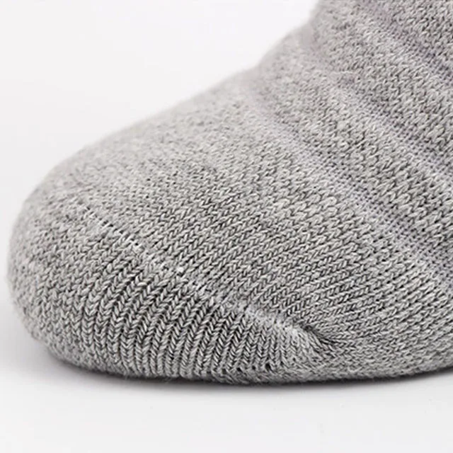  Оптовая цена индивидуальный дизайн модная одежда спортивная носки премиум качества для унисекс