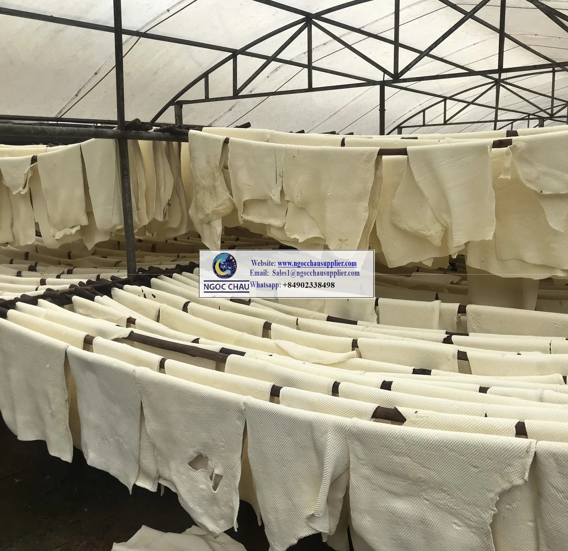  RSS3 натуральный каучук ребристый дымчатый лист от завода во Вьетнаме Лучшая цена лучшее качество использование для шин вулканизирующая конвейерная лента