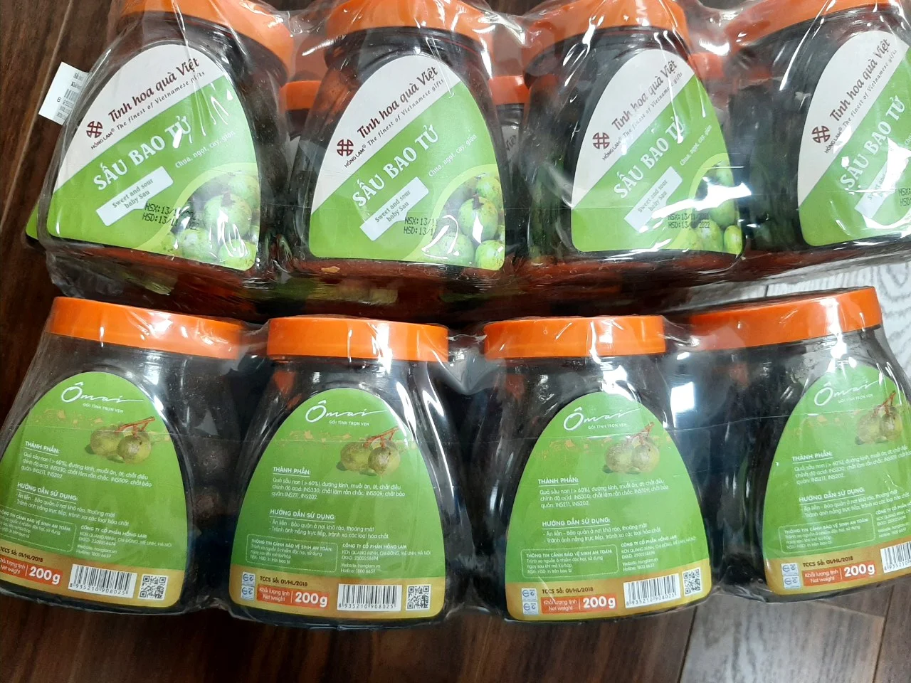 %100 Natural fruit Northern Vietnamese specialties No Additives jar Packing Dry Fruit Hong Lam sweet & sour Baby Sau 200g tasty