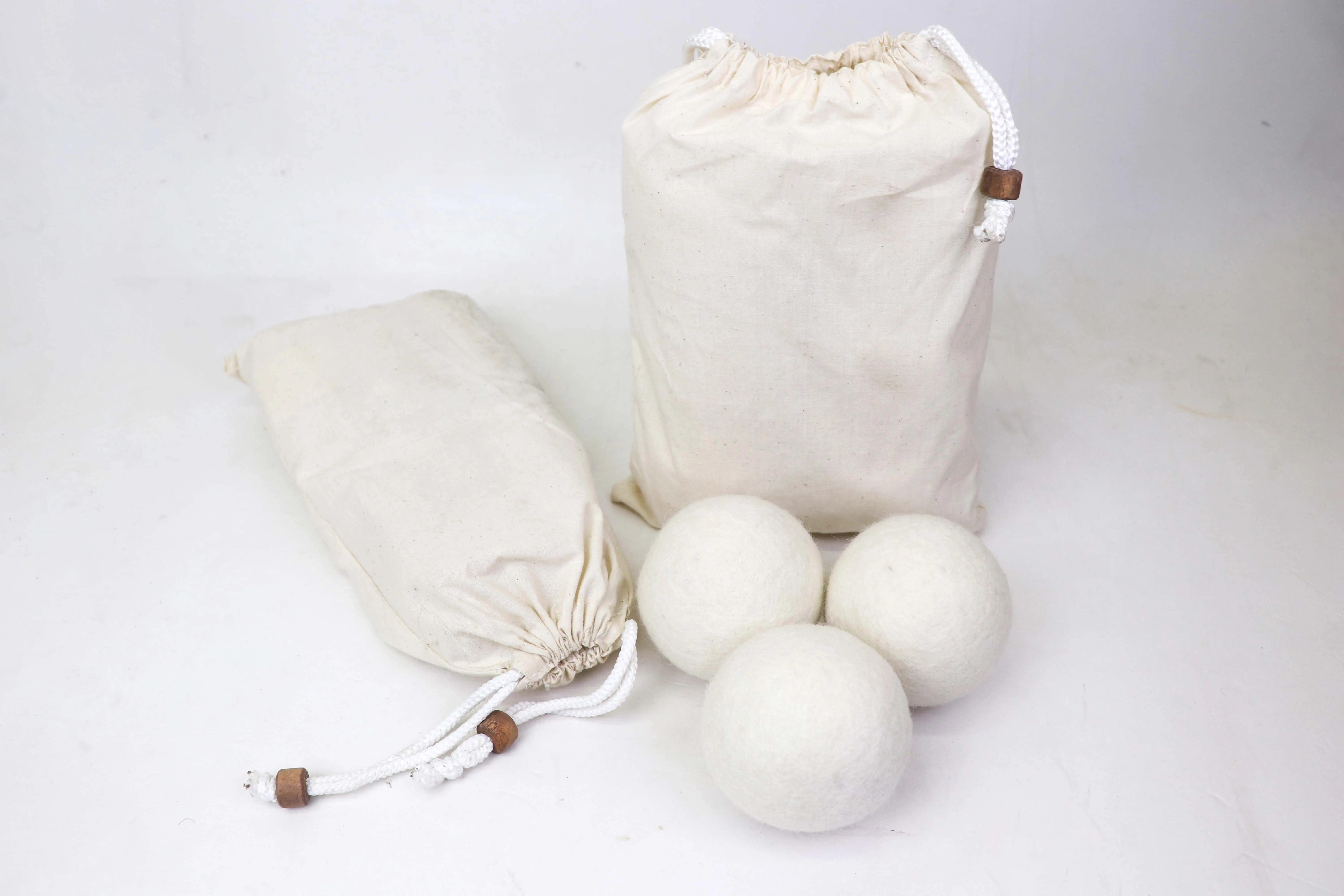 Top selling Felt balls handmade dryer laundry washing machine balls reusable wool balls