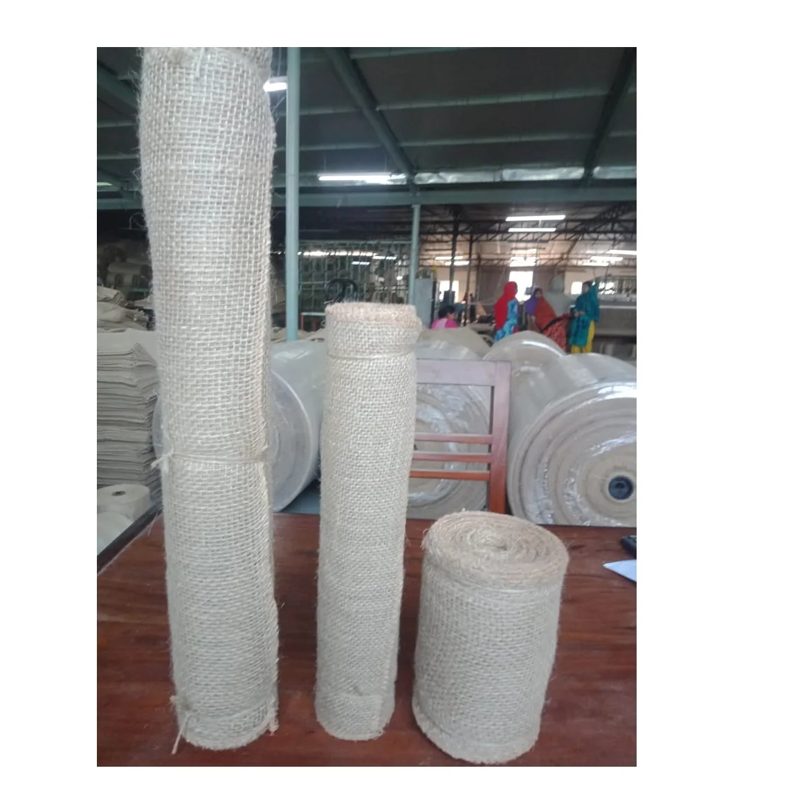 Factory Manufacturer Wholesale Cheap Price 100% Natural Jute Tape Burlap Fabric Hessian Jute Roll from Bangladesh