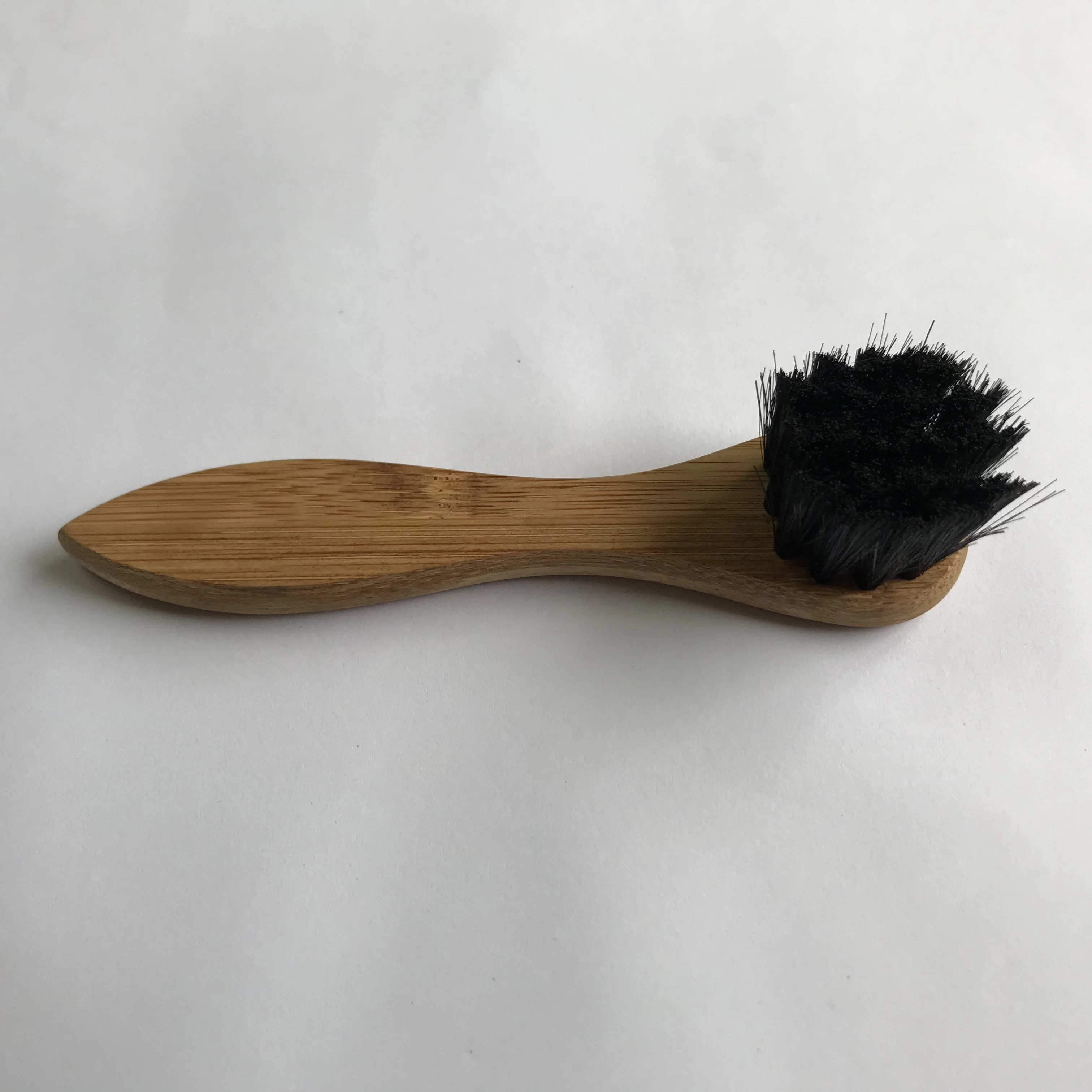 New Soft Hair Bamboo Shoe Shine Polish Cleaning Brush Manufacturer
