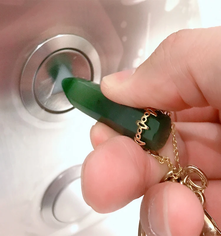Wholesale Natural Gemstone Healing Stones Genuine Jade Nephrite no touch tool brass key chain Wand Point