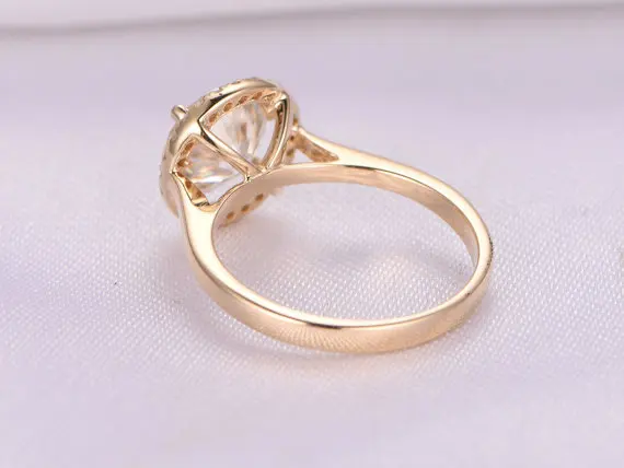 Exotic design moissanite White diamond 10k/14k  DEF Certified solitaire ring low price worldwide delivery