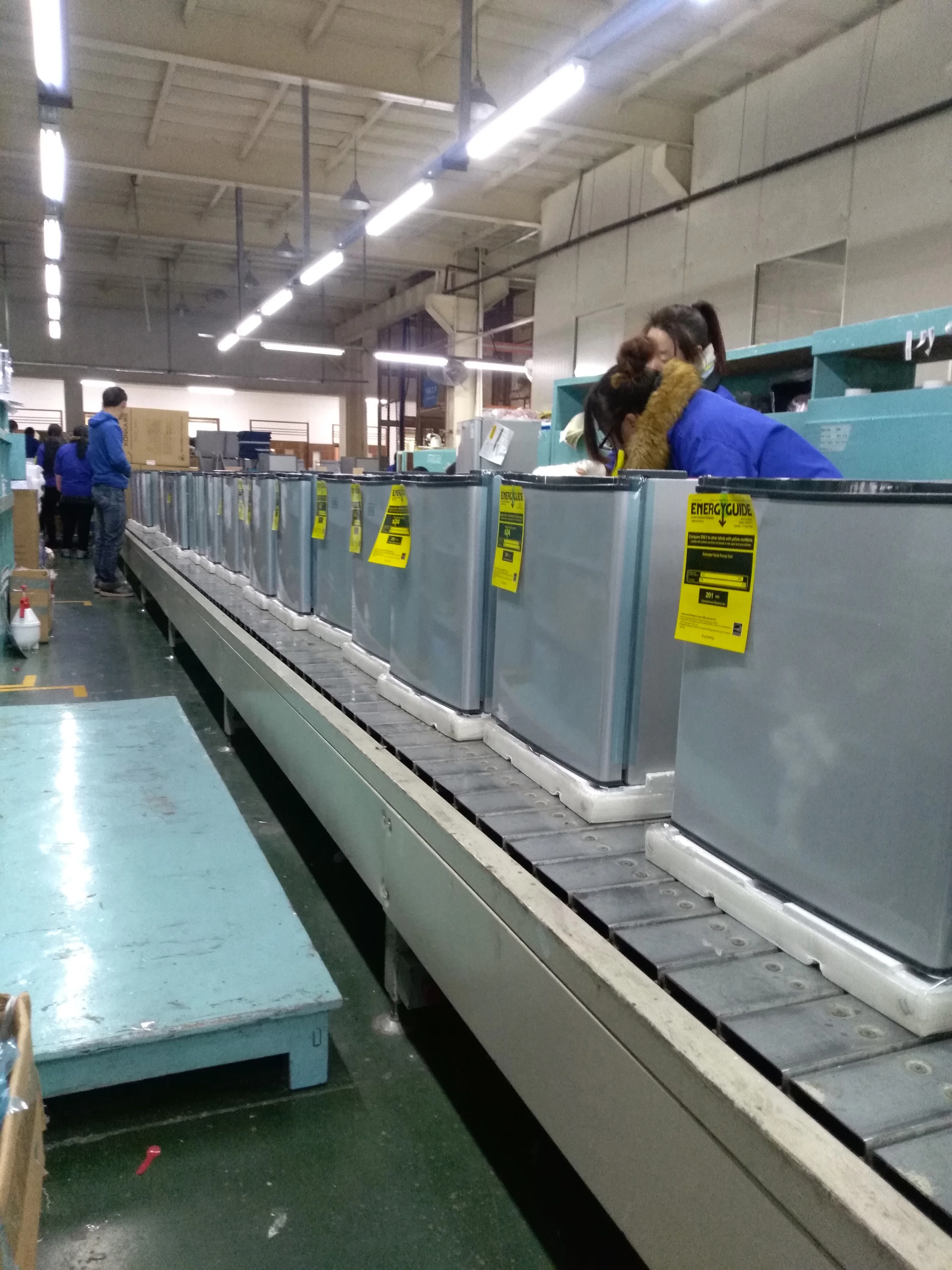 48L Factory Cheap Price Energy Saving Portable Dometic Mini Fridge With Freezer Box