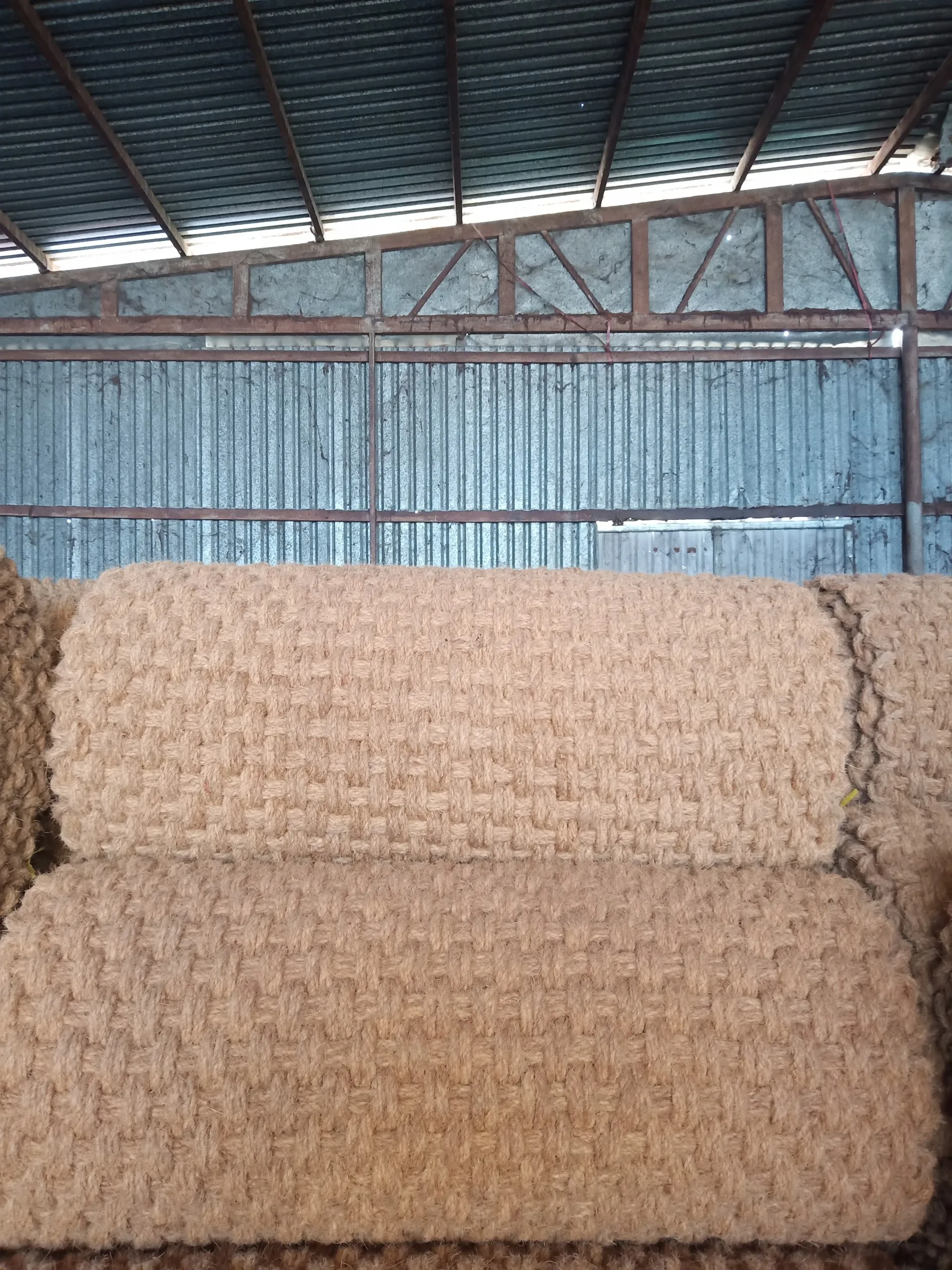 Wholesale 2022 Coconut coir matting roll from Vietnam for outdoor paving with factory price Custom size, thickness 100% natural