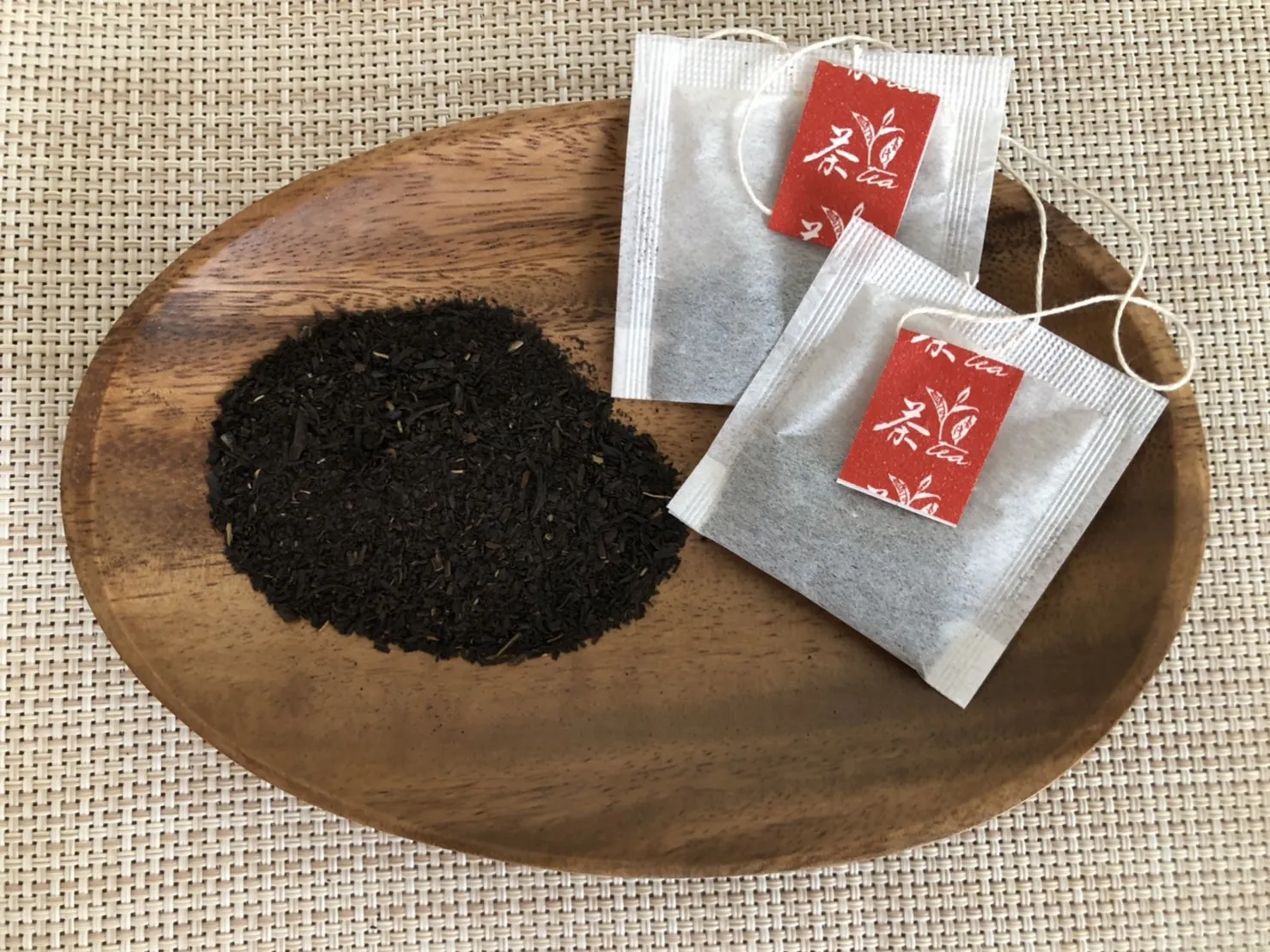  Производители чая Продают 100% натуральный черный чай OEM упаковочные чайные пакетики