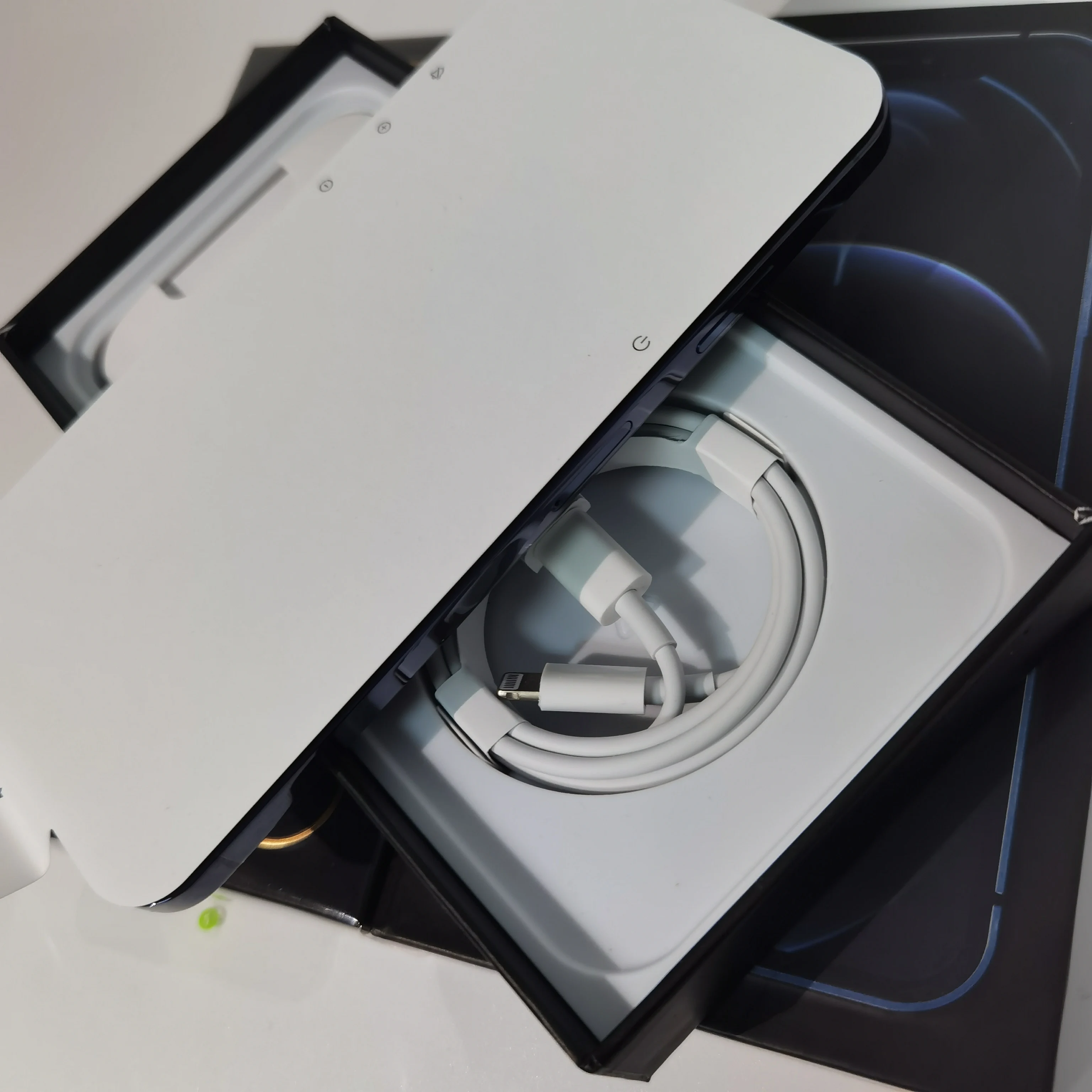 
Original Unlocked Phones for iPhone Xsmax in 12 pro max style Without Face ID / With Face ID RAM 3GB ROM 64GB/256GB 