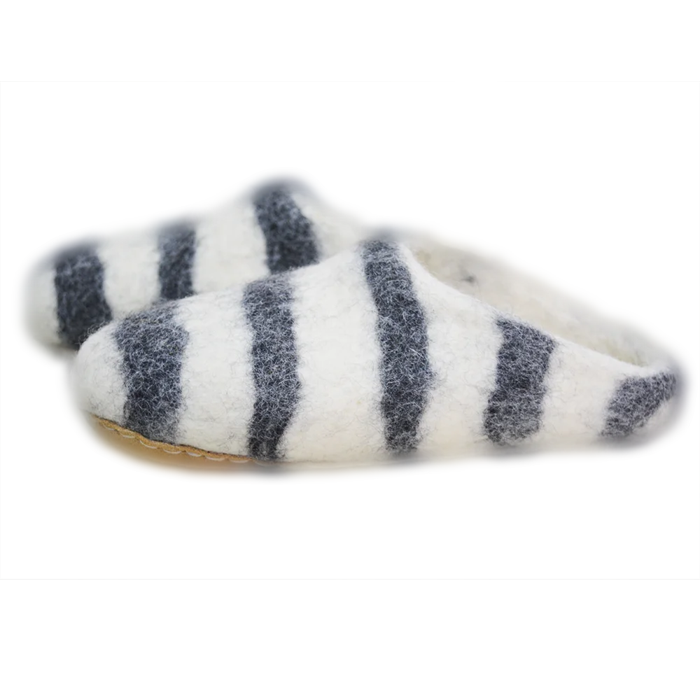 100% Eco Friendly Black and White Handmade Woolen Felted Shoes Using Indoor Home Made From Nepal