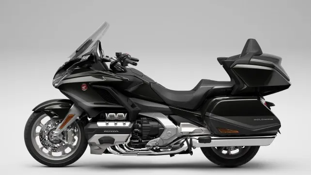 
1833 cc Super Luxury and Stylish Goldwing Liquid Cooled Motorcycle for Touring with USB Manual/DCT from INDIAN SUPPLIER 