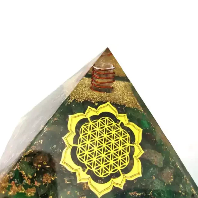 Best Selling Energy Crystal Wholesale Price Orgone Orgonite Energy Meditation Bulk Pyramid For EMF Protection