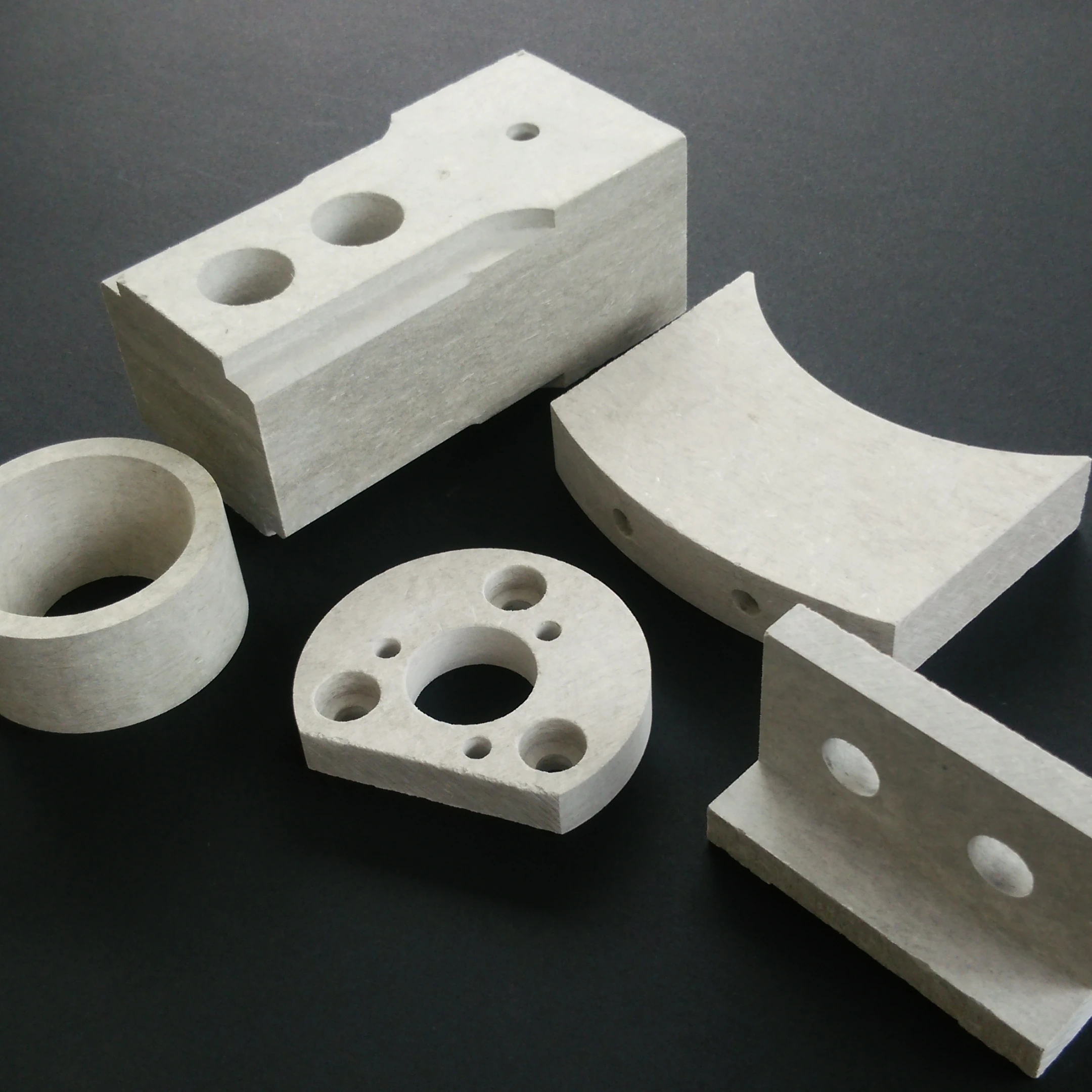 Rigid thermal insulation board for heat press