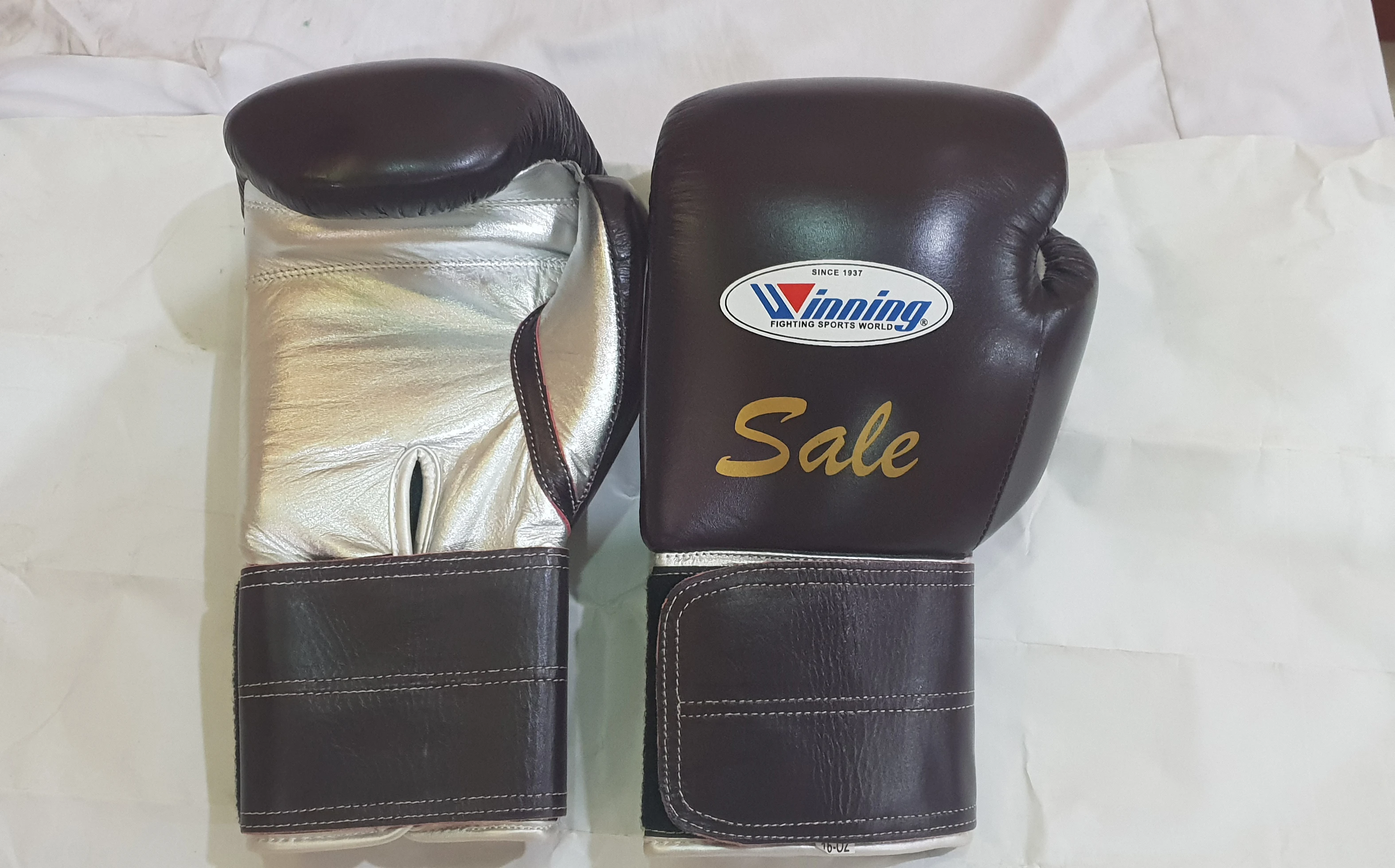 PIH-1390 изготовленным на заказ логосом из коровьей кожи боксерские перчатки защита головы фокус колодки паха Муай Тай Боксерские перчатки с двигателем внутреннего сгорания ММА Обучение