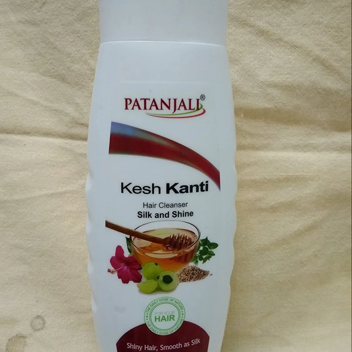 PATANJALI Kesh Kanti Silk and Shine Shampoo 200 Ml