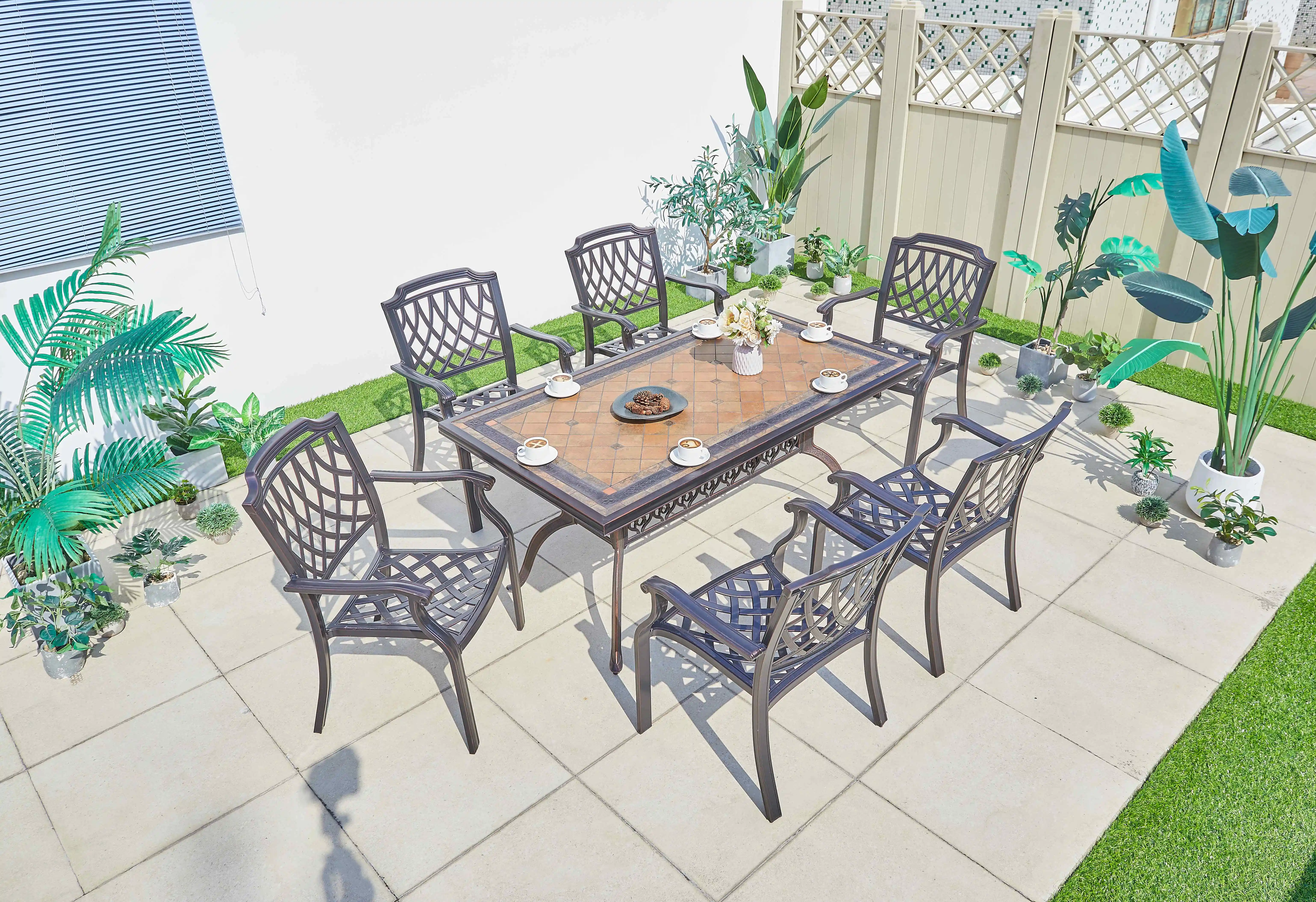 Furniture Bistro Outdoor Waterproof  Patio Garden Chair Tables and Chairs Die-cast Aluminum Terrace Wholesale Luxury Garden Set