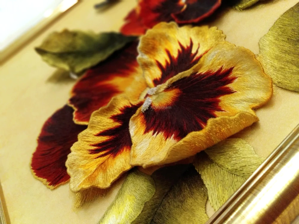 Высококачественная вышивка с изображением Анютины Цветочная живопись от поставщика из Вьетнама