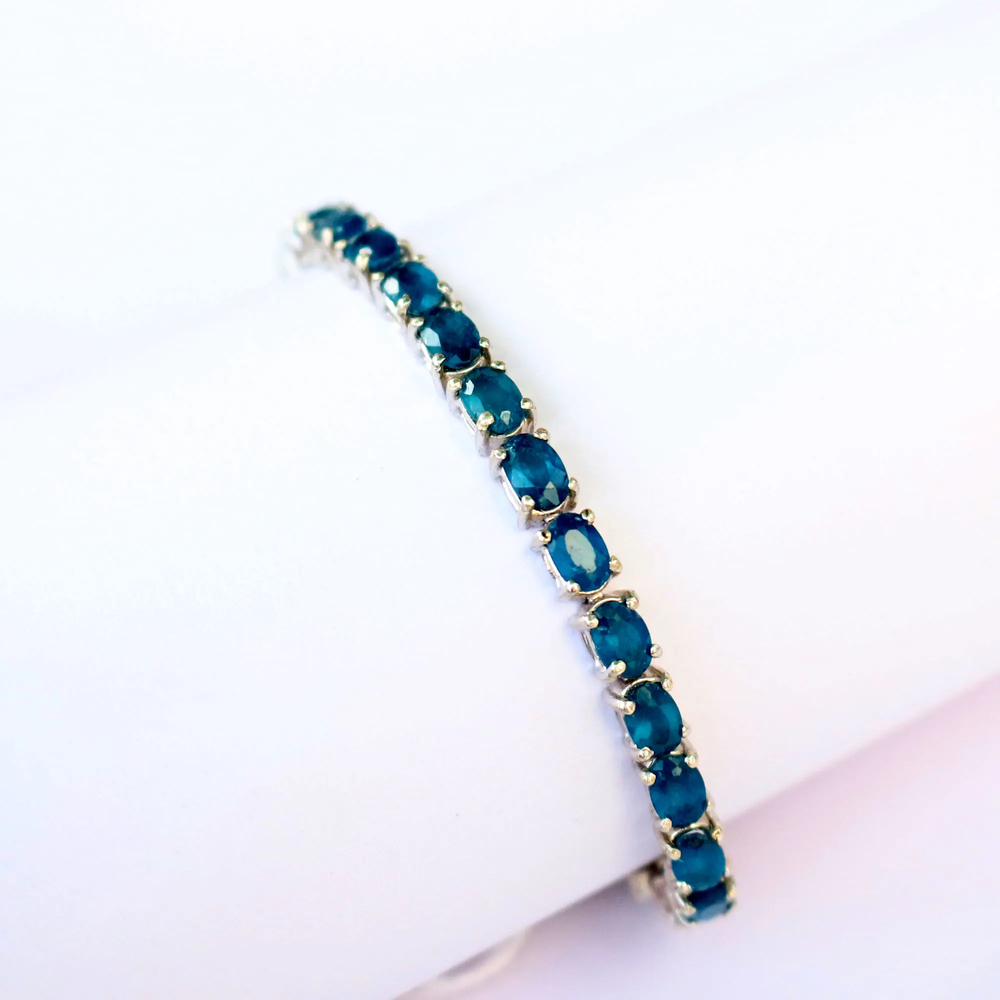 Top Quality Neon Apatite  Gemstone 925 Sterling Silver Handmade Bracelets Unisex Jewelry