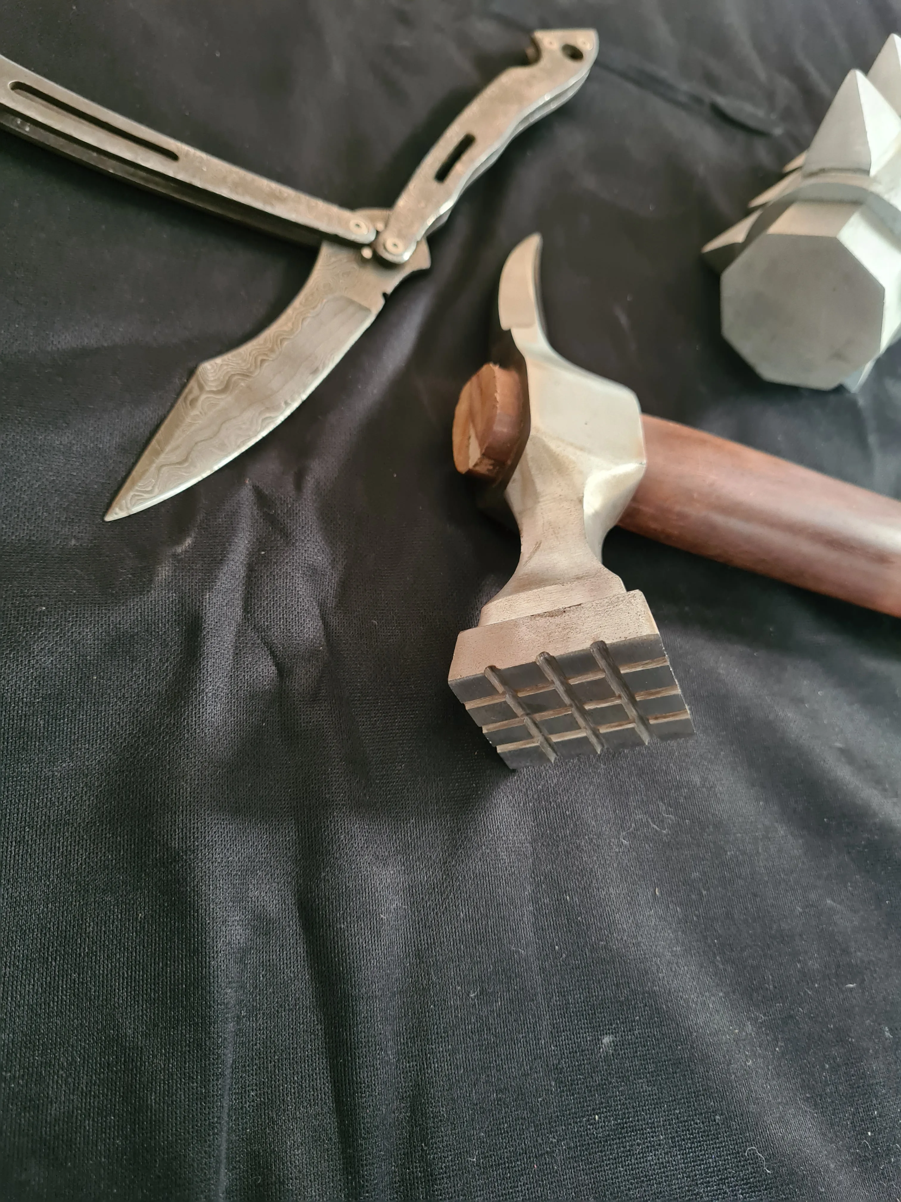 
War Hammer Axe Satinless Steel Not Rated,farming Axe Stainless Steel Industrial 20 Inches Mh-industry Rose Wood 3 Years MH-WAR1 