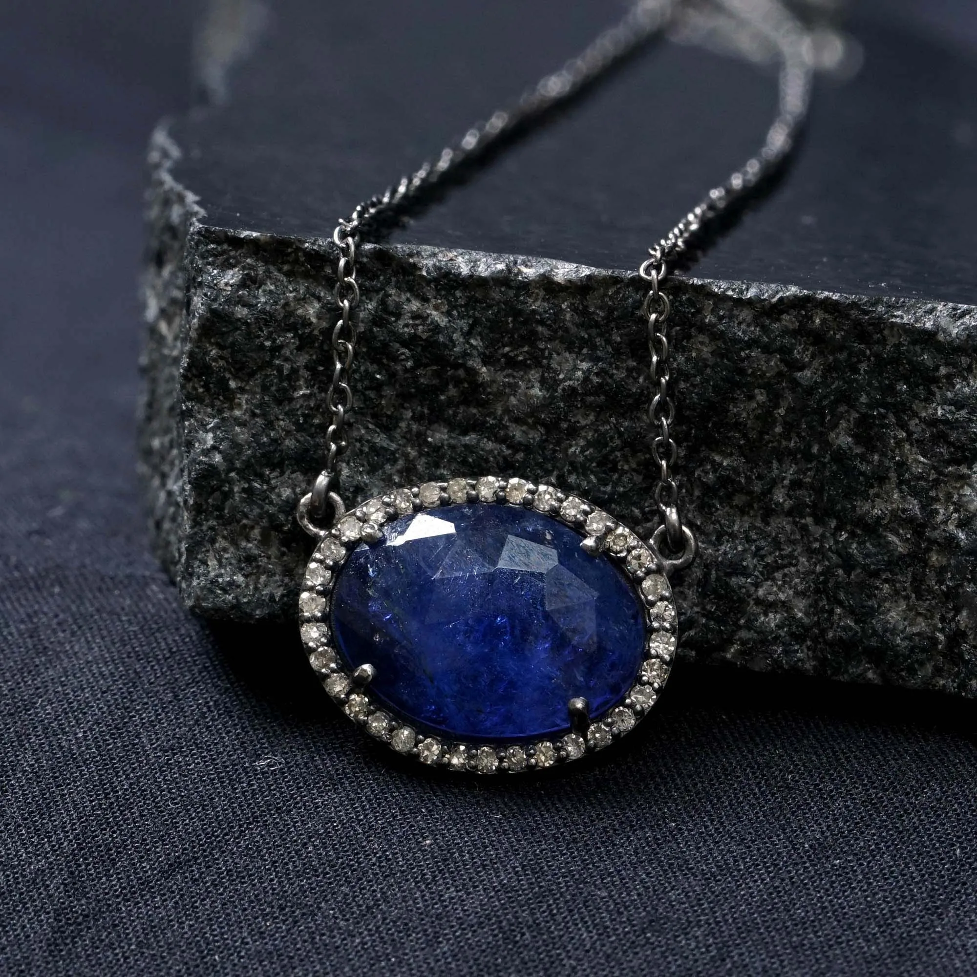 Tanzanite Gemstone Oxidized 925 Silver Pave Diamond Designer Oval Shaped Pendant Chain Necklace Jewelry Wholesale