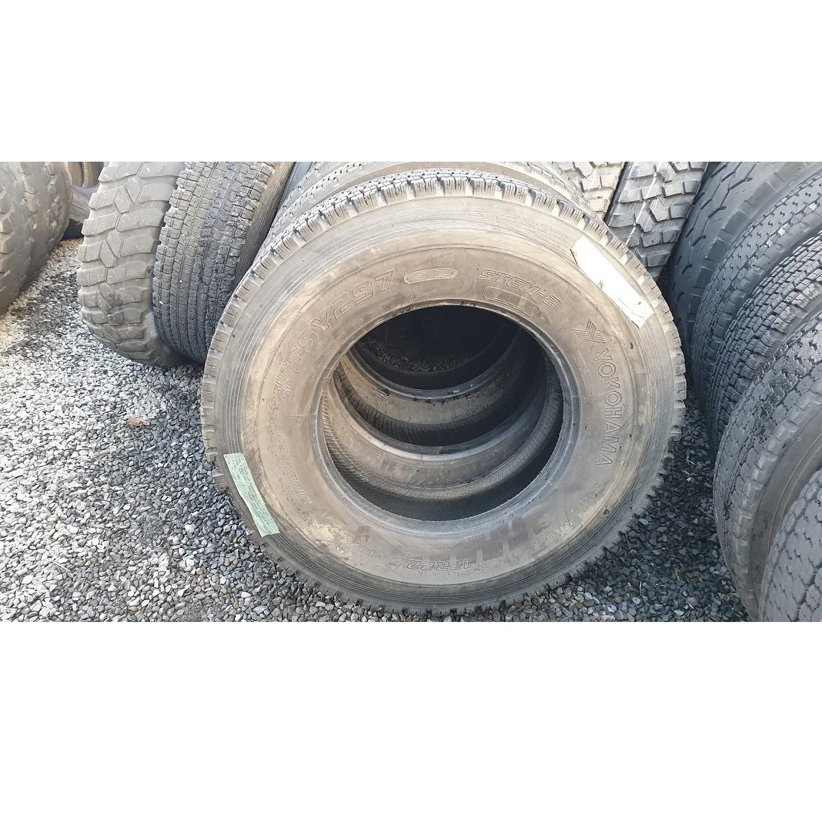  Шины премиум-класса хорошая стоимость однотонные YOKOHAMA MIX шины для автомобилей и легких грузовиков