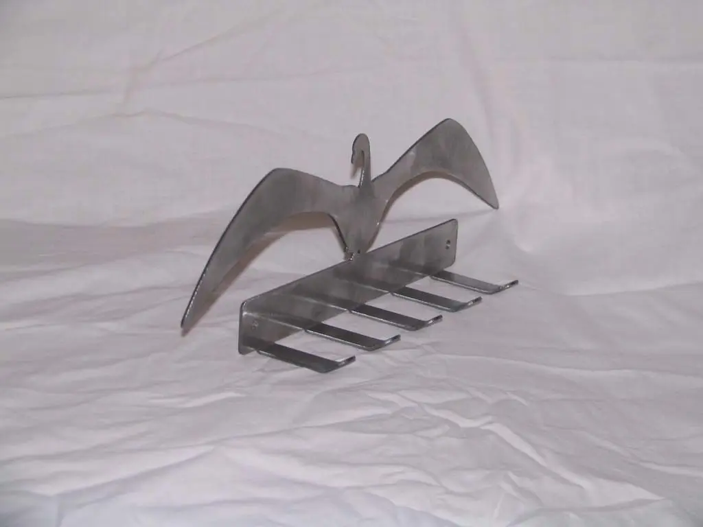 Bear and Bird Shape Metal Key Holder Hooks Home Wall Hanger Decor for Front Door Kitchen Garage Ready to Hang With 5 Hooks