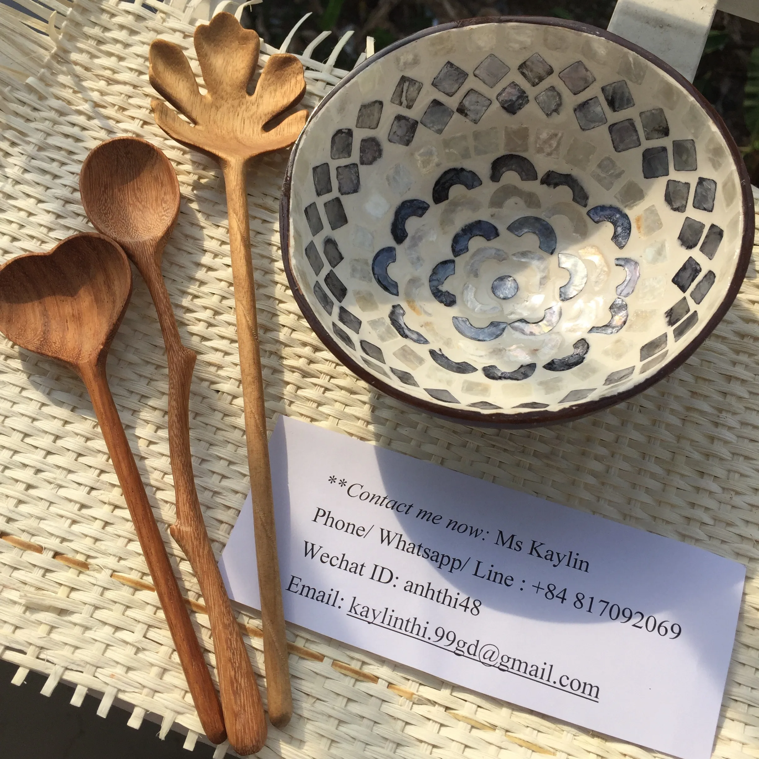 Lacquer bowl for family with decor spoon wooden spoon/ Coconut Shell bowl Wooden Bowl for family (Kaylin: WS +84817092069)