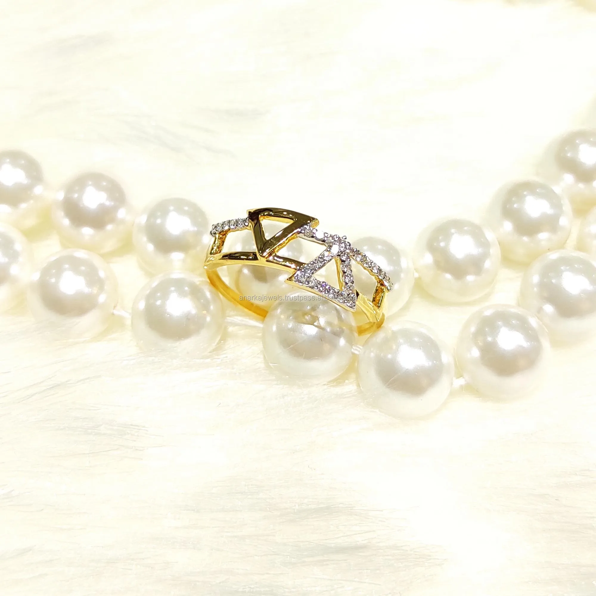 Designer 14K Yellow Gold Diamond Wedding Ring Jewelry Gift For Women TTR 057