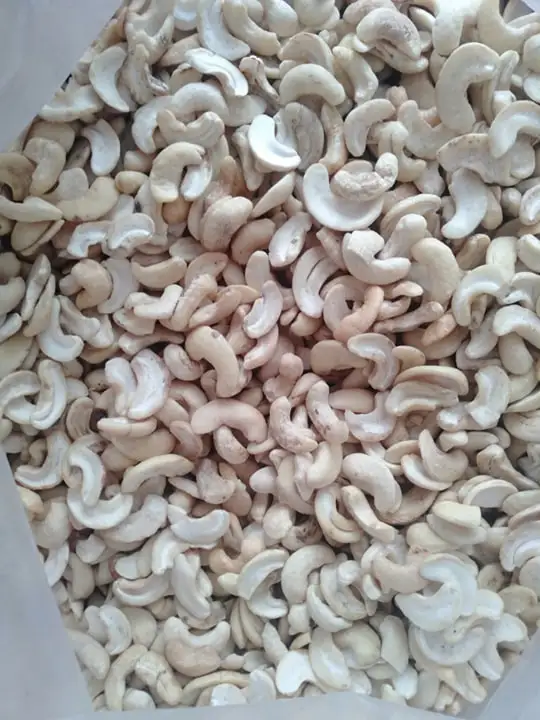 Cashew Nuts WS240, WS320, WS450,  Delicious Taste Best Price From Vietnam