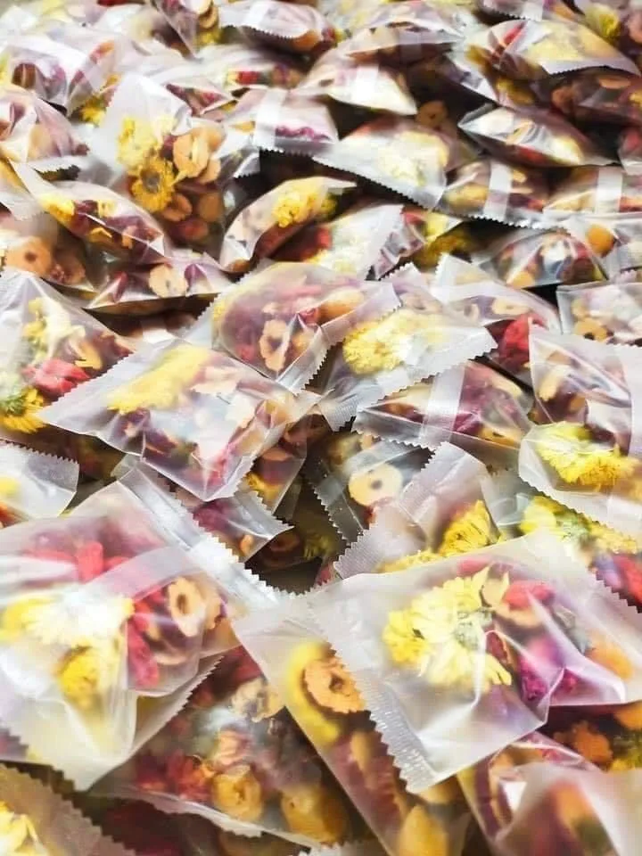 
Premium Mixed Flower Tea ( Rose , Daisy Blue Butterfly Pea , Jujube Fruit, Brown Sugar...) 