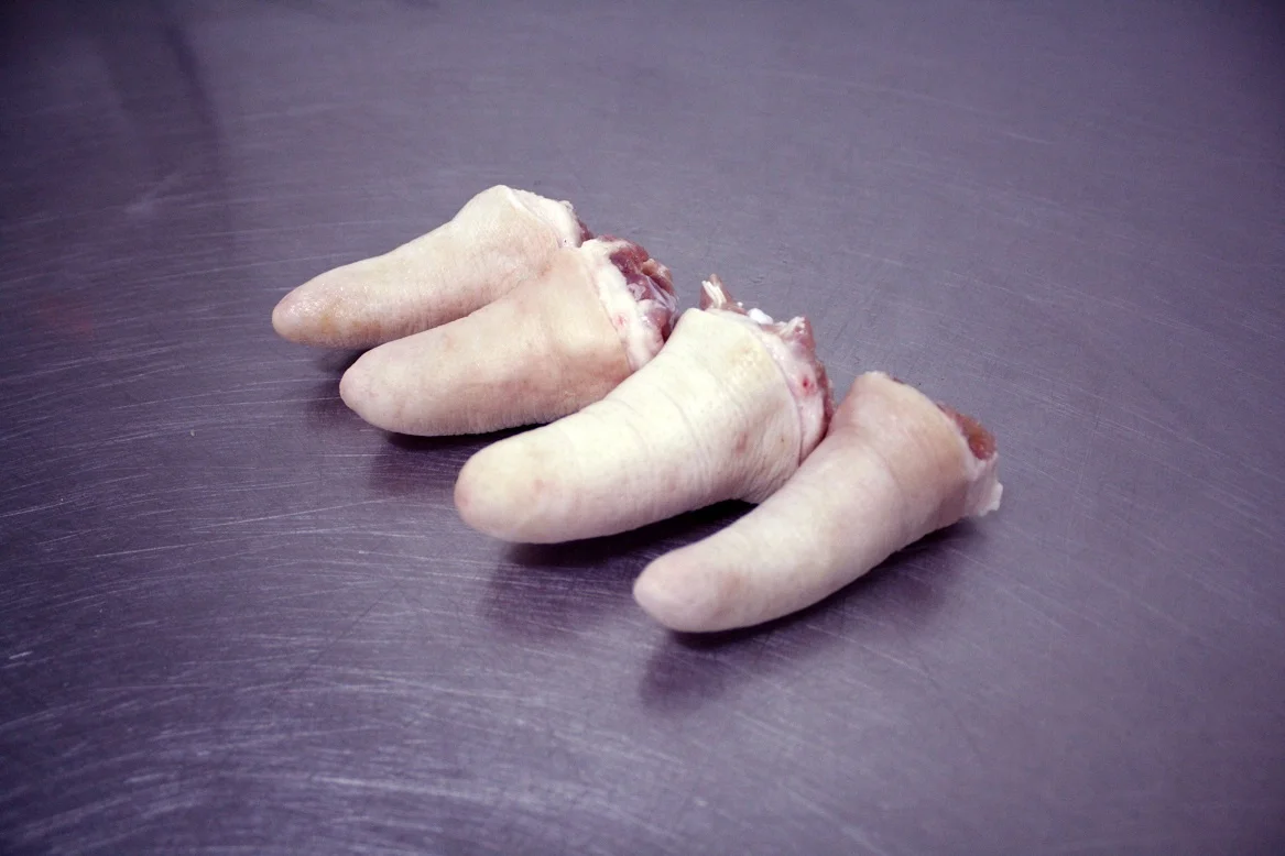 
Frozen pork tails (short) 