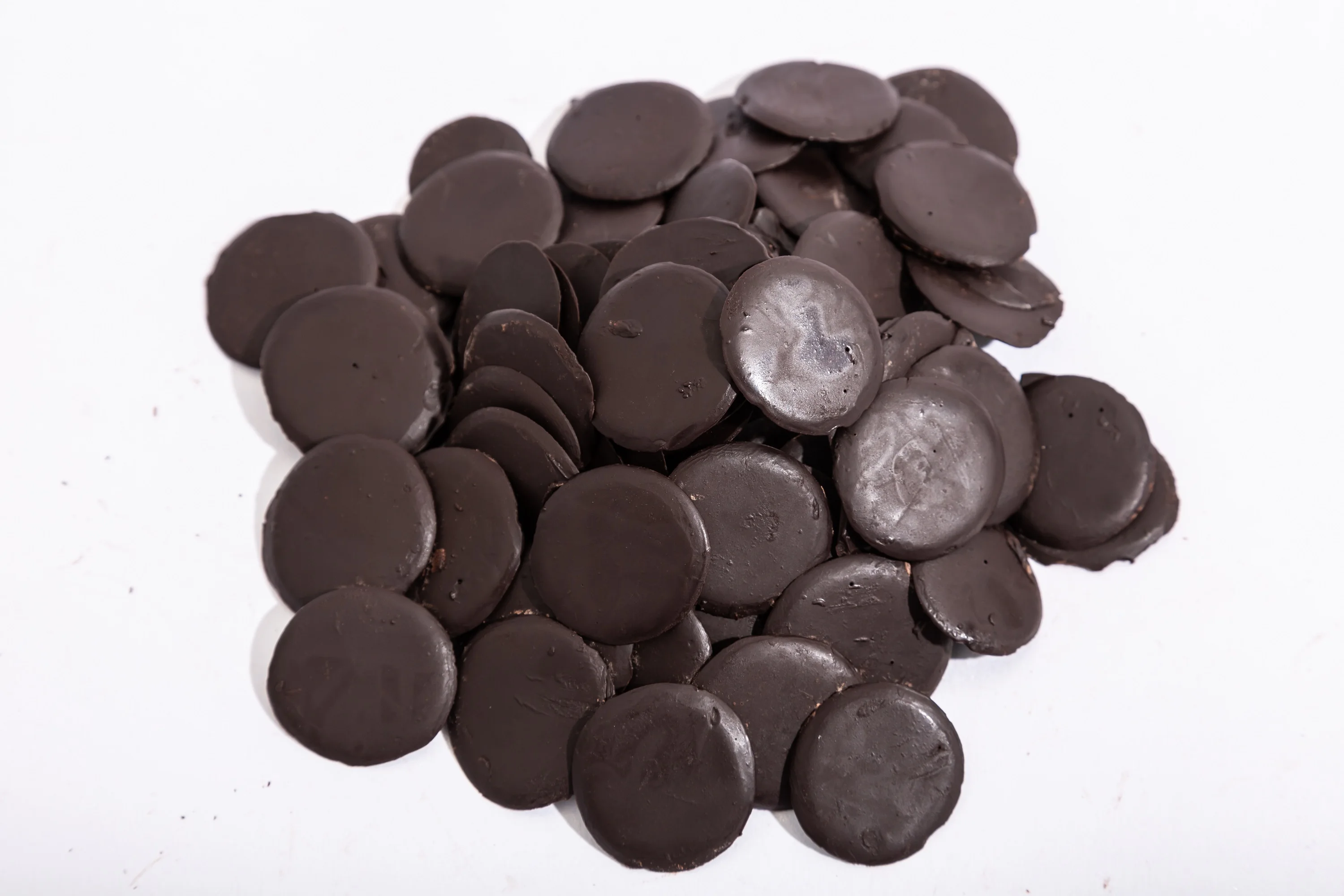 
Premium Cake Covered Black Brown Chocolate Flavour Chocolate Button From Malaysia 