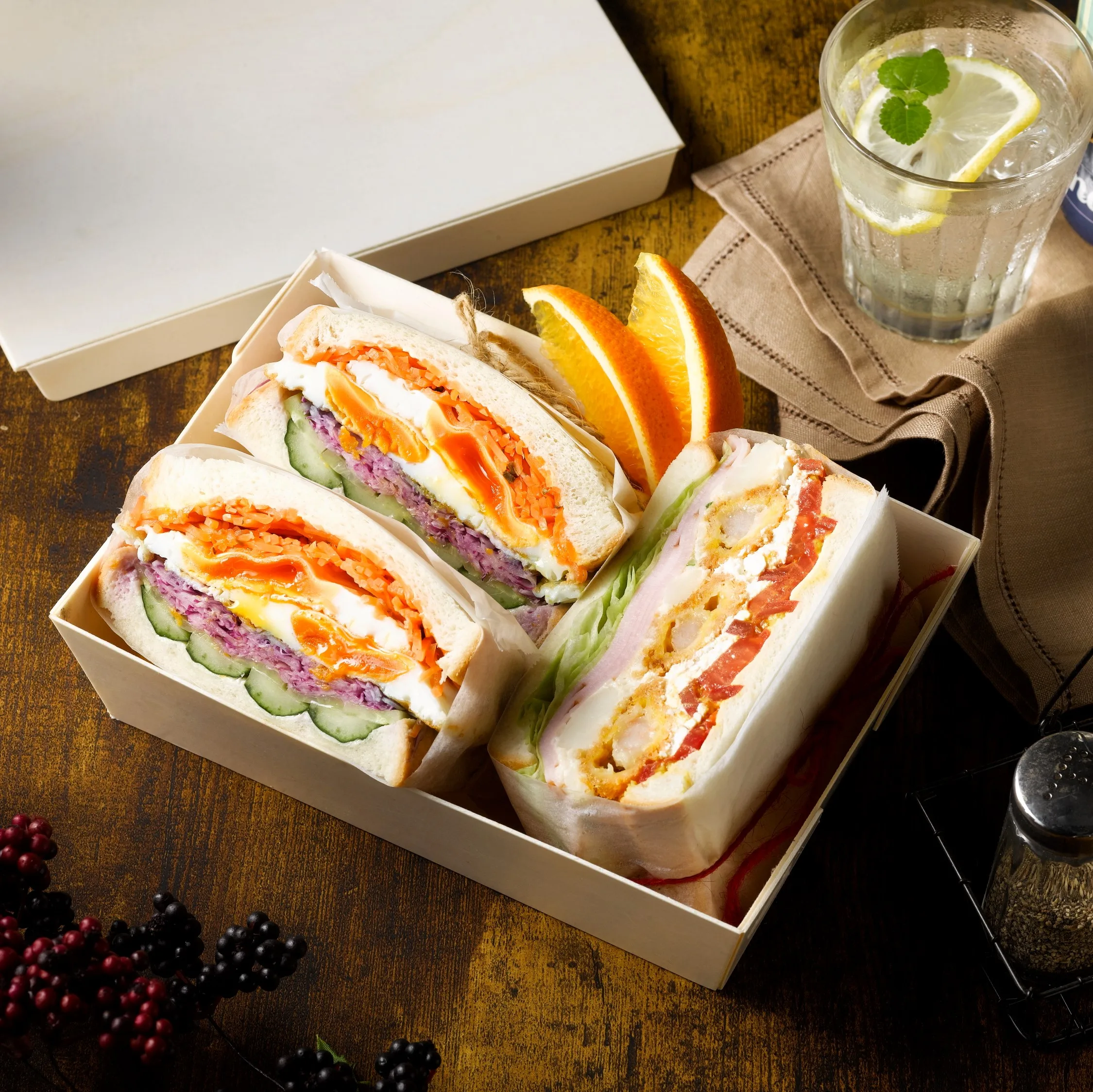 Top ranking biodegradable Eco Friendly disposable poplar wooden takeaway box to go catering delivery cake box snack box fruits