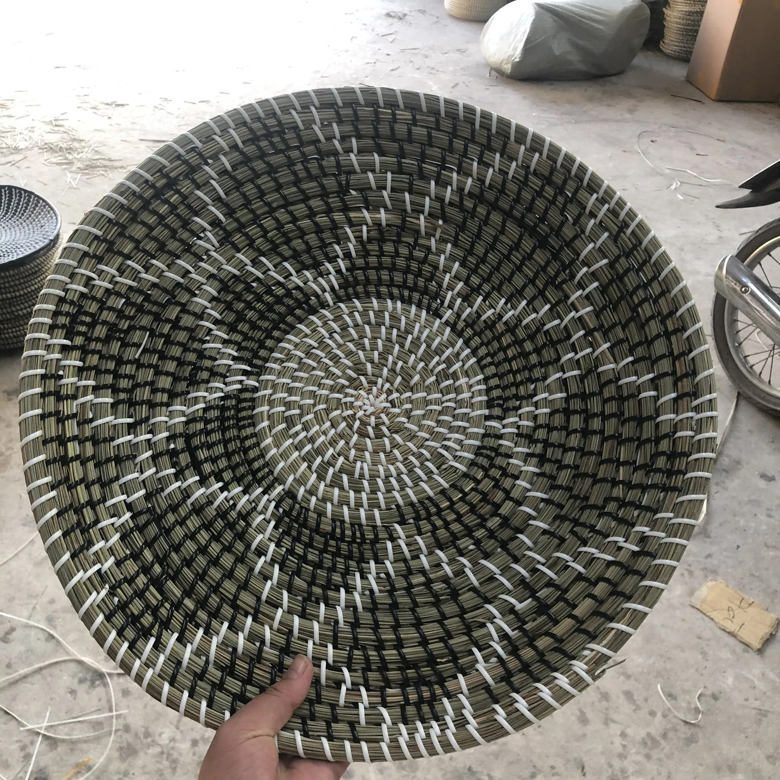 Set 8 Items Hang Wall Decor Seagrass Baskets Customized Quantity Living Room Decoration Cafe Decoration