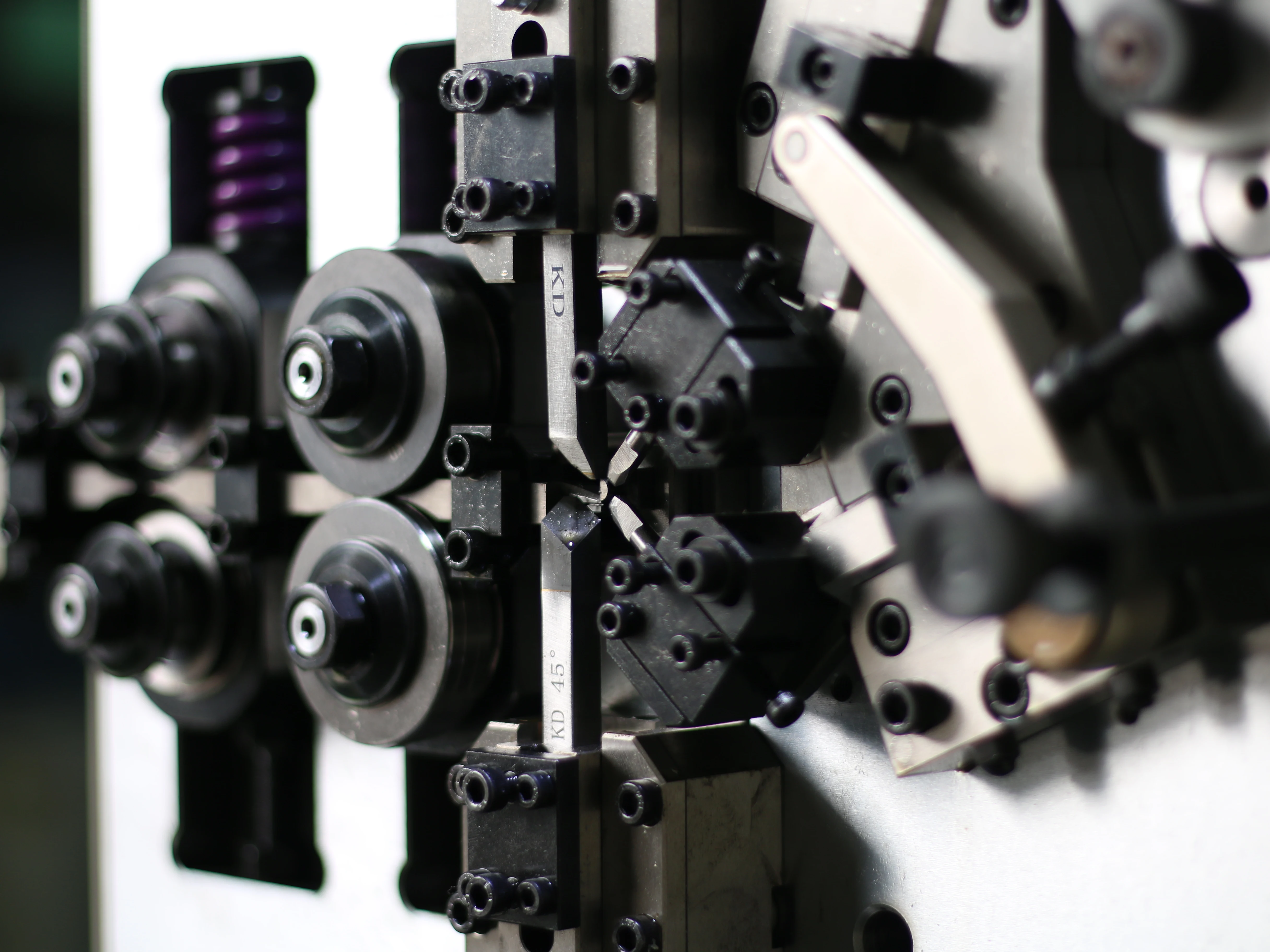 Seat Single And Double Snake Spring 12 Axis 3d Fully Auto Cnc Steel Wire Bending Forming Machine