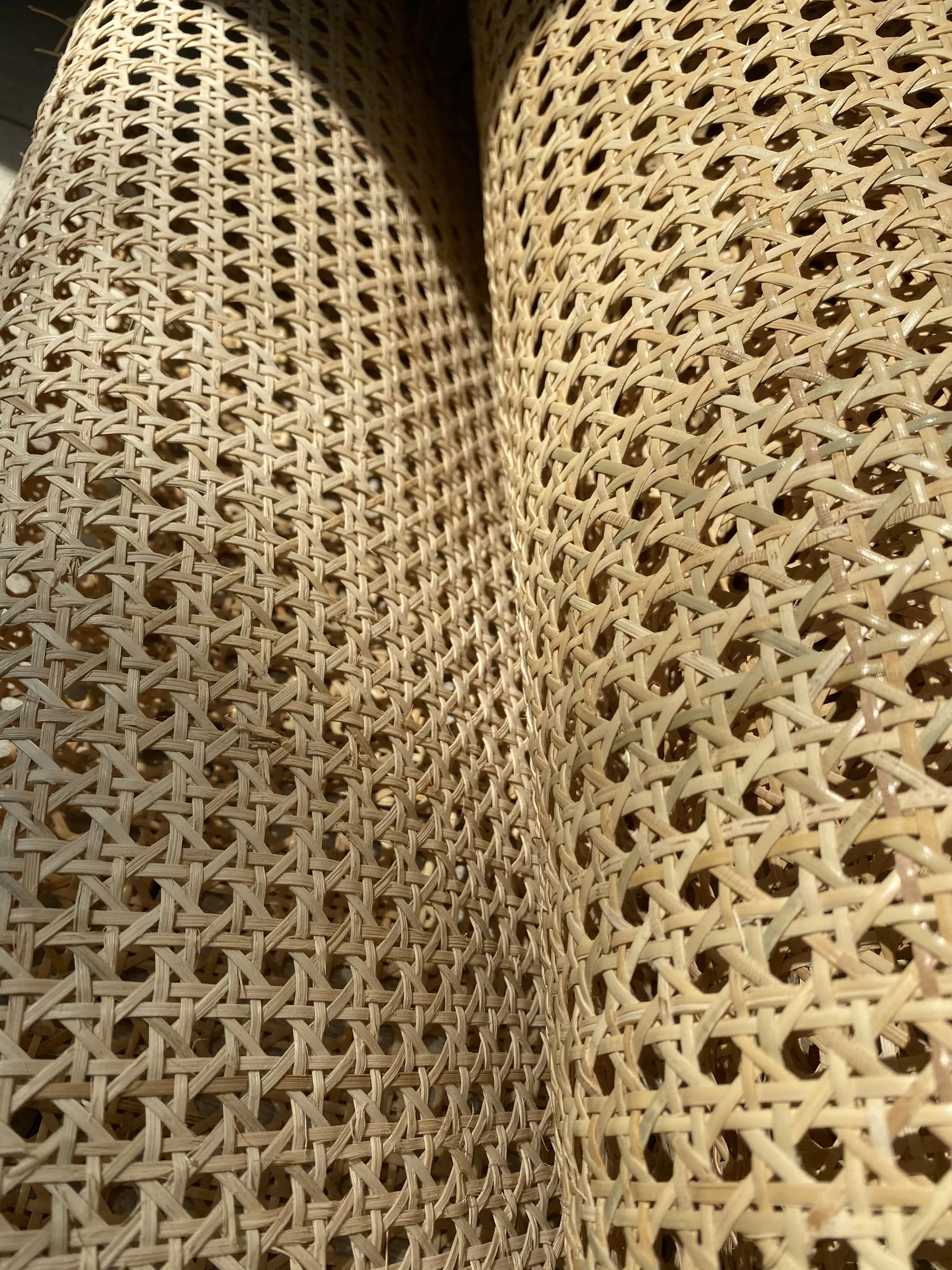 1/2 Mesh 2.5mm Rattan Webbing Roll Material Natural Rattan Cane Bleached Webbing Roll Rattan Material For Furnitures