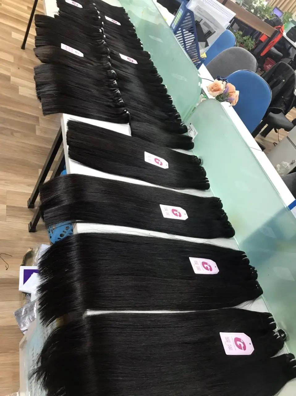 Cuticle Aligned BONE STRAIGHT Hair HUMAN HAIR EXTENSION to make HUMAN HAIR WIGS for black women