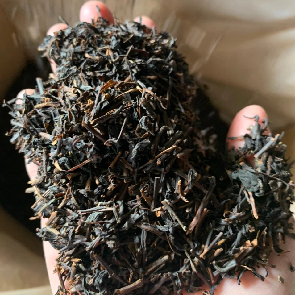 Зеленый чай-черный Ассам чай WHATSAPP: + 84 911406611