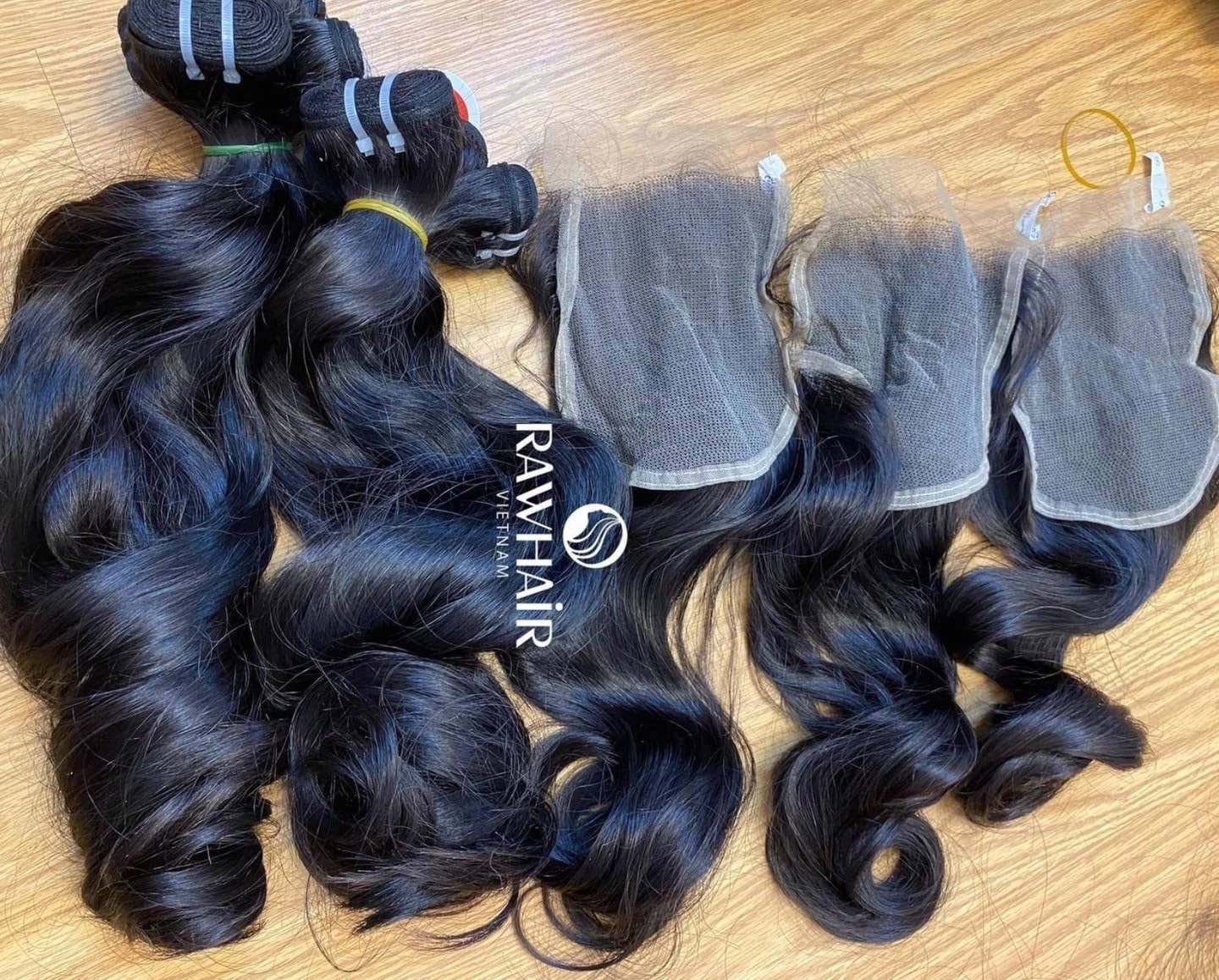 3 пряди и закрывающиеся прямые вьетнамские человеческие волосы с прямыми волосами Фронтальная застежка для черных женщин Нигерия