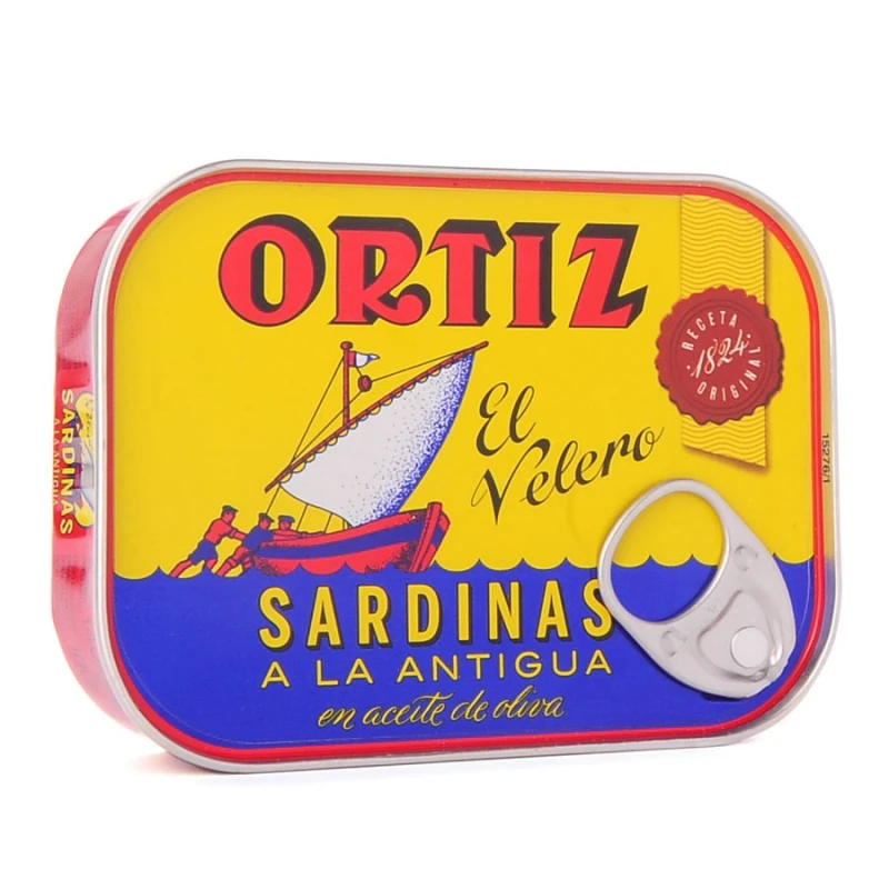 Hot selling Factory price canned sardine in tomato sauce/Fish canned sardines with fast delivery