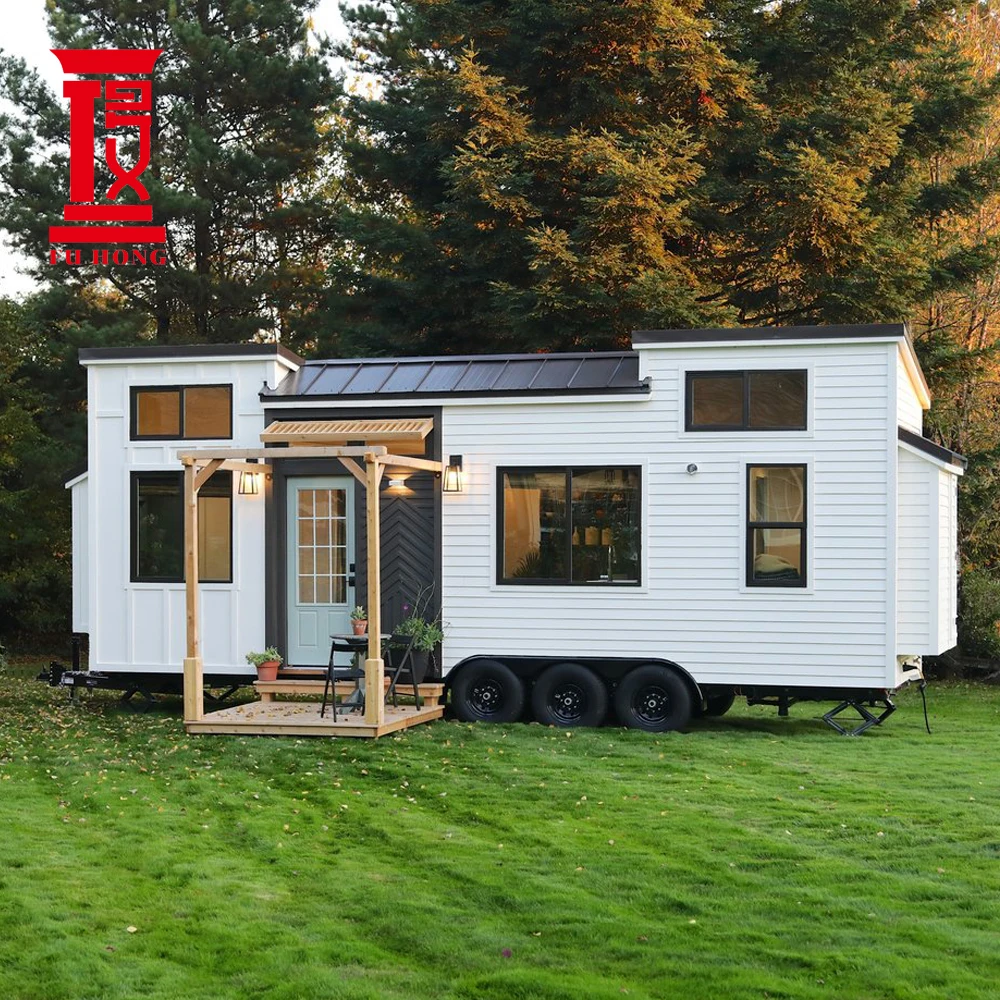 Fu hong portable outdoor luxury mobile prefabricated wooden log cabin tiny home on wheels