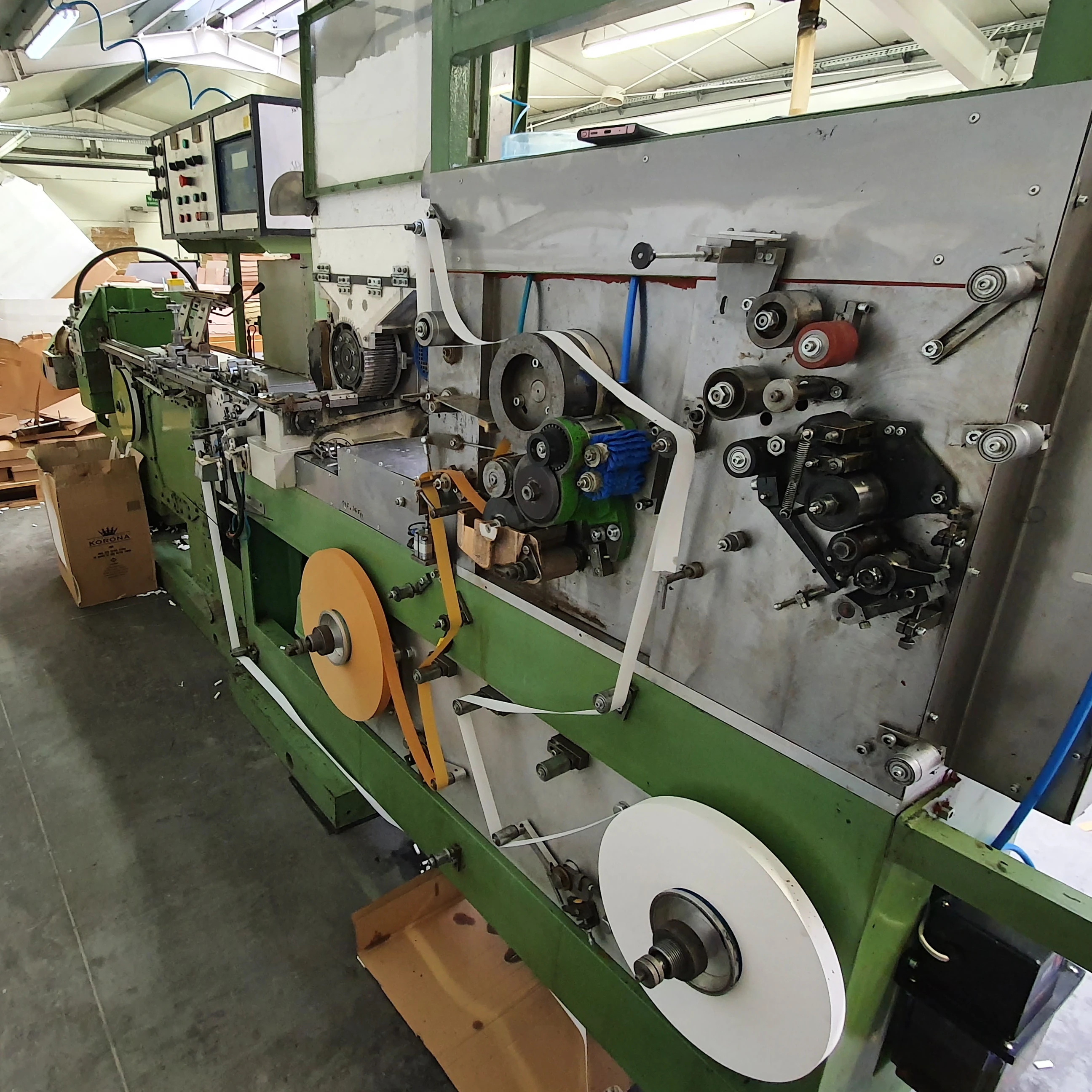 
Cigarette filter Tubes Making Machine 