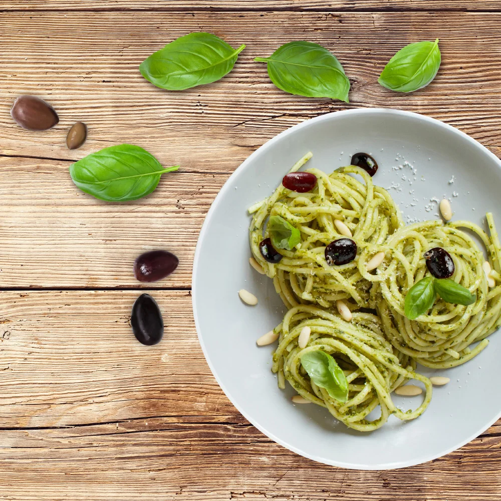 Top quality pesto alla genovese with Italian taggiasche olives 190g pasta sauce glass mason jars for export