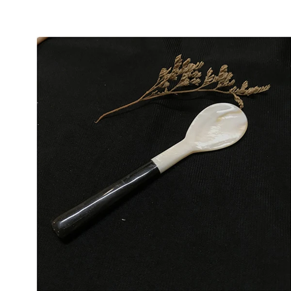 Перламутр ложка 60